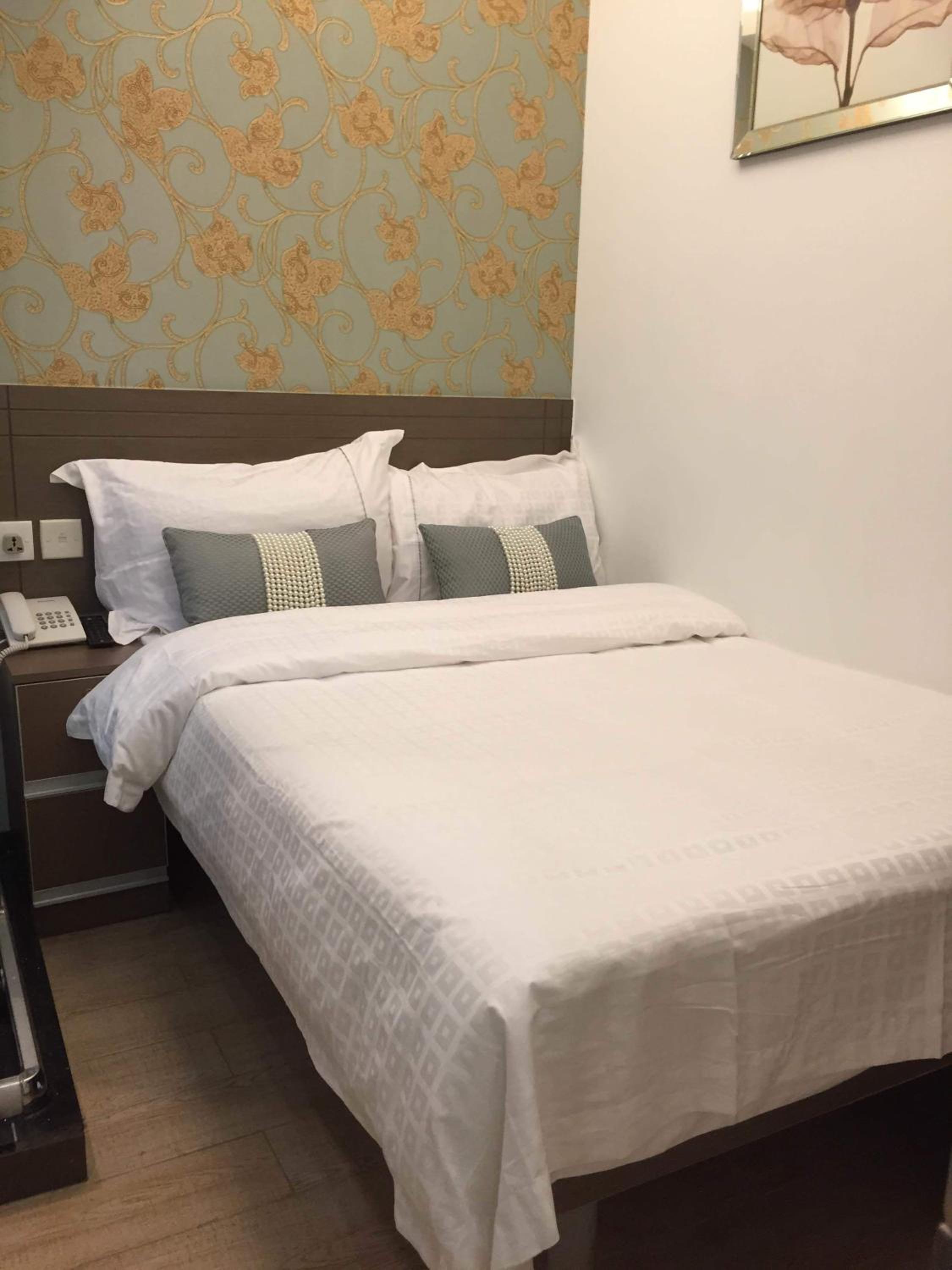 Seasons Hotel - Causeway Bay