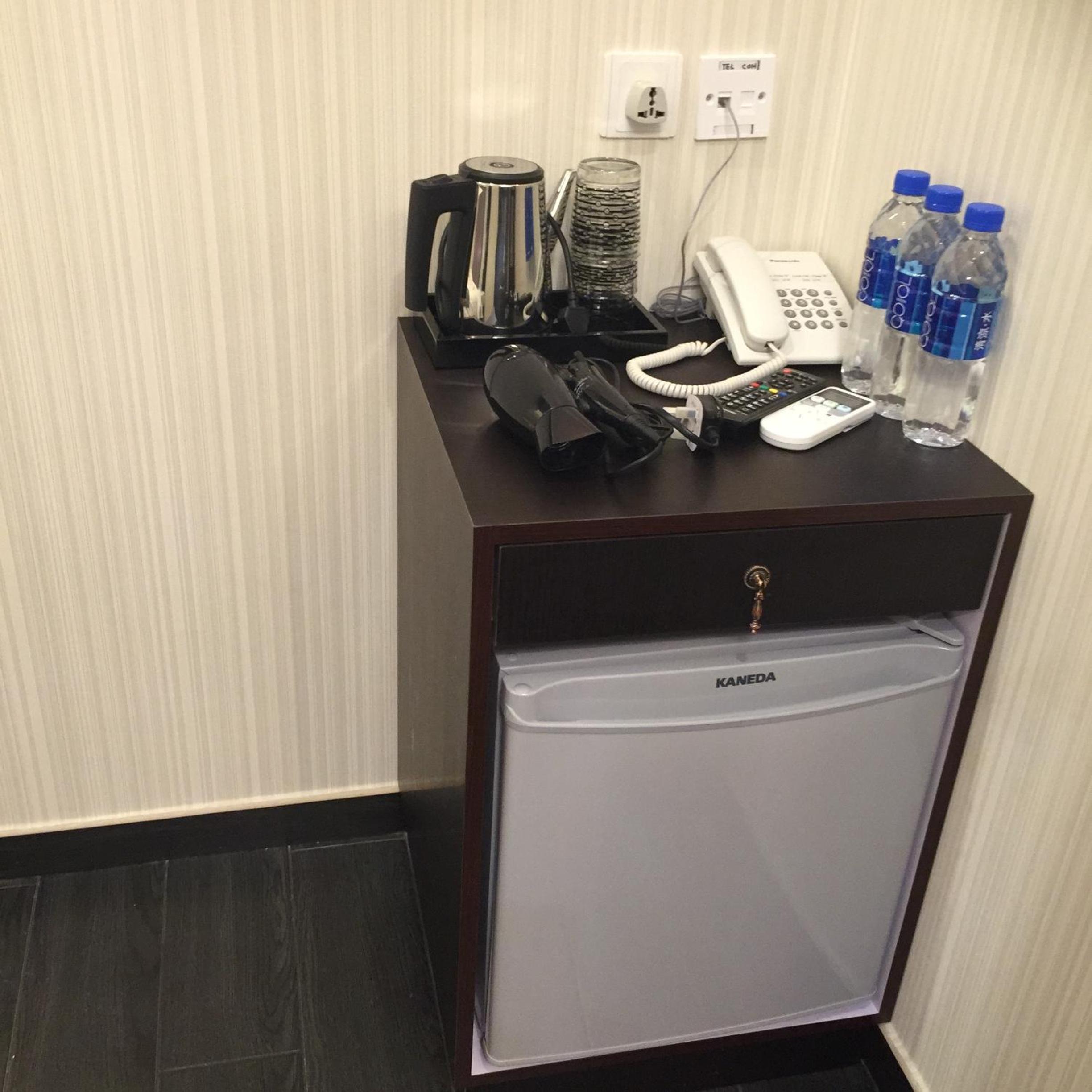 Seasons Hotel - Causeway Bay