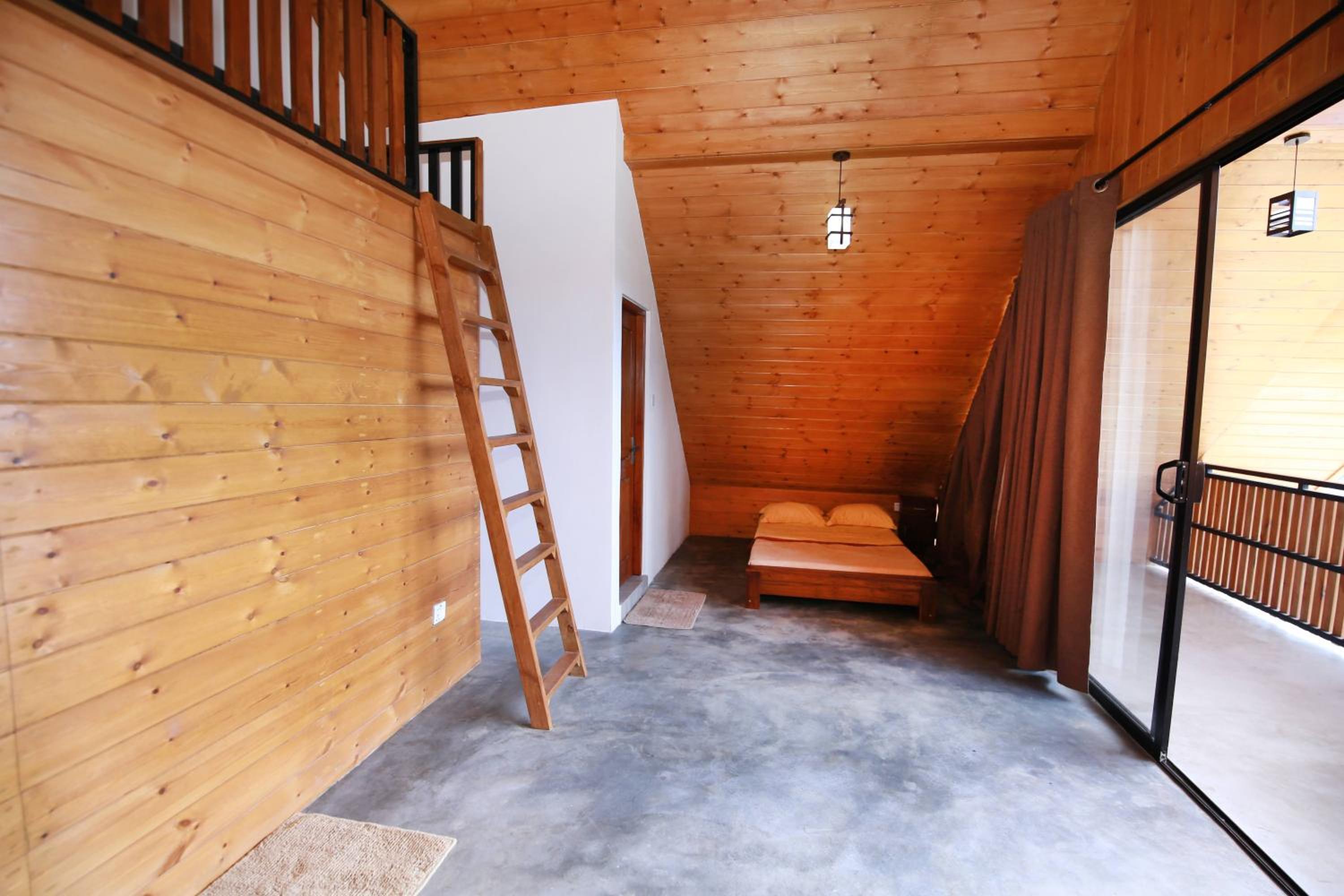 Shalom Bungalow