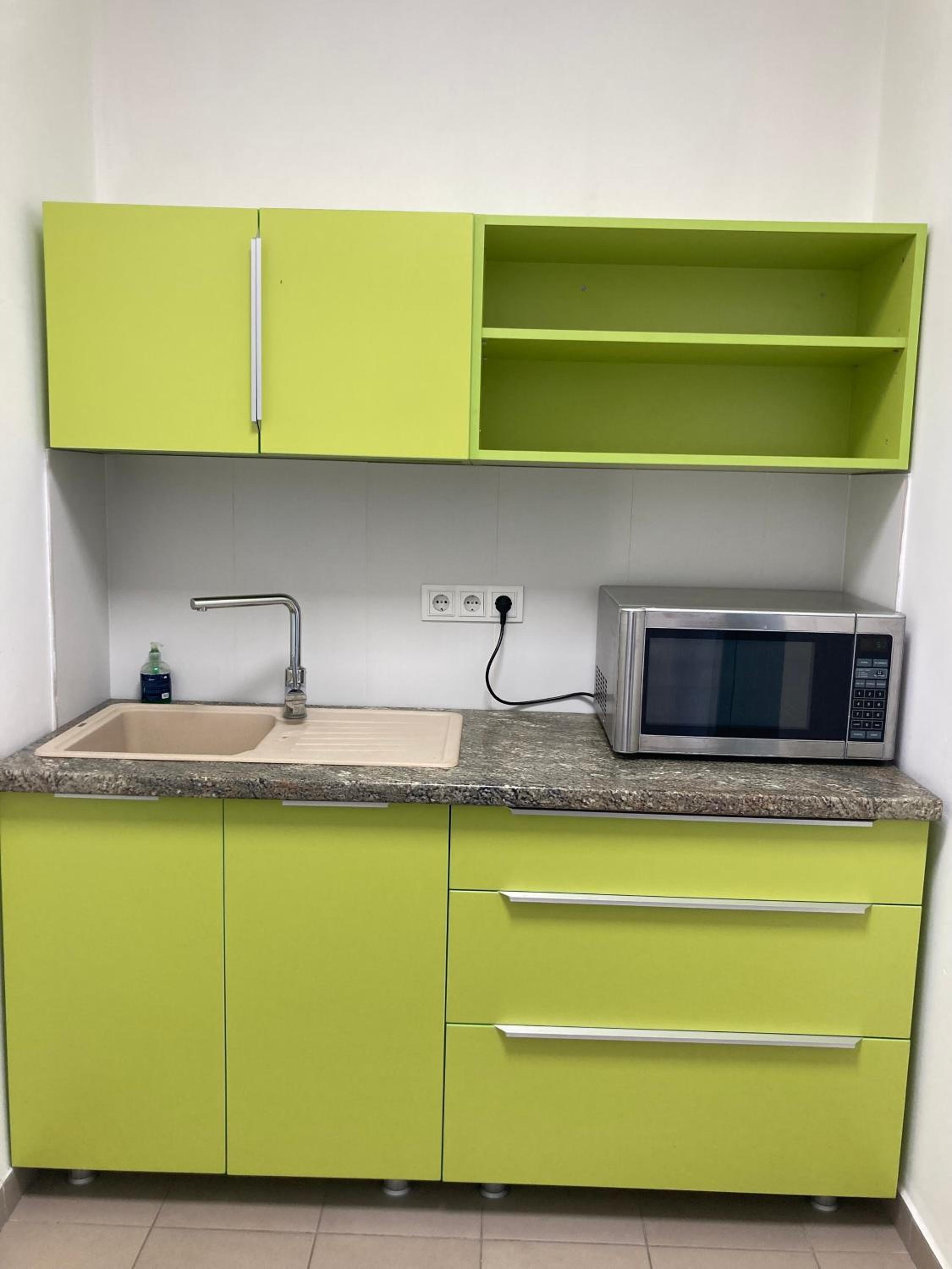 Green Kitchen Apartments