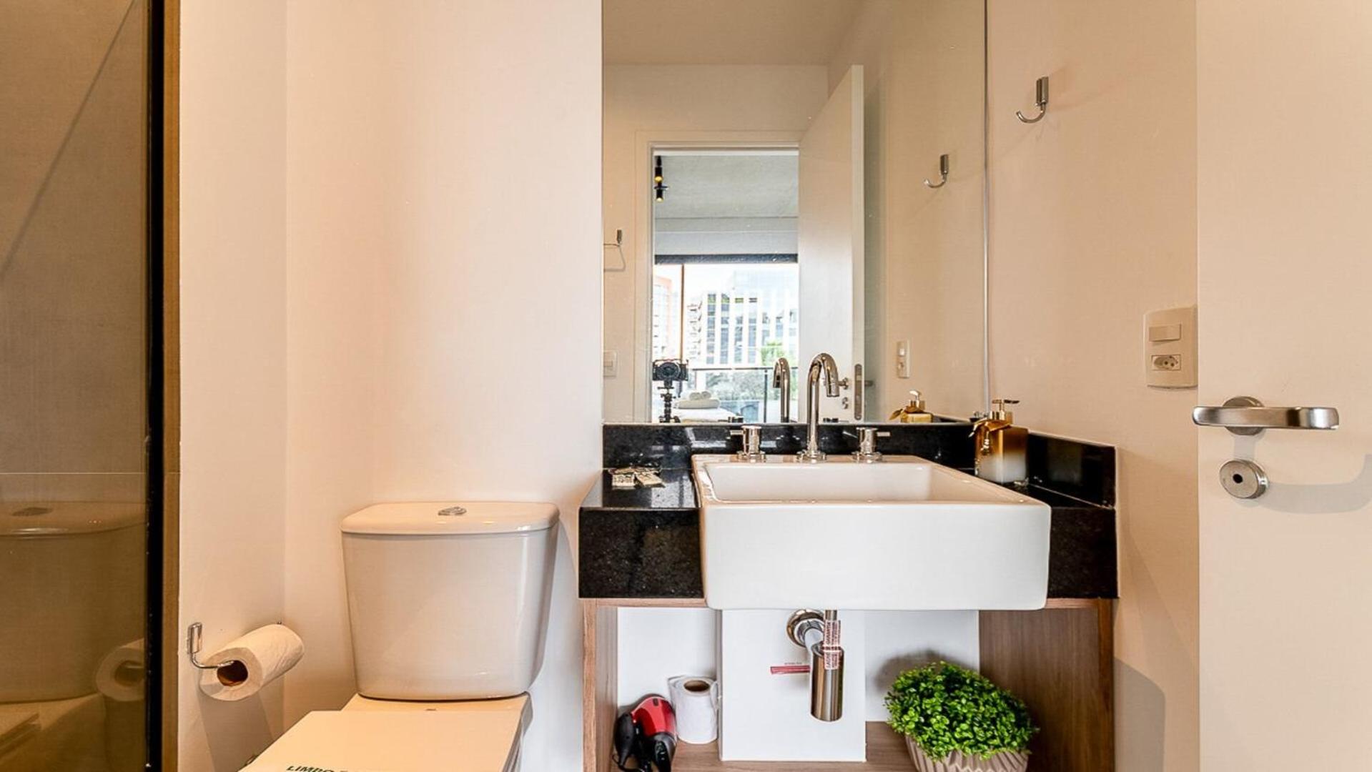 Studios luxuosos no Itaim Bibi com vaga de garagem.