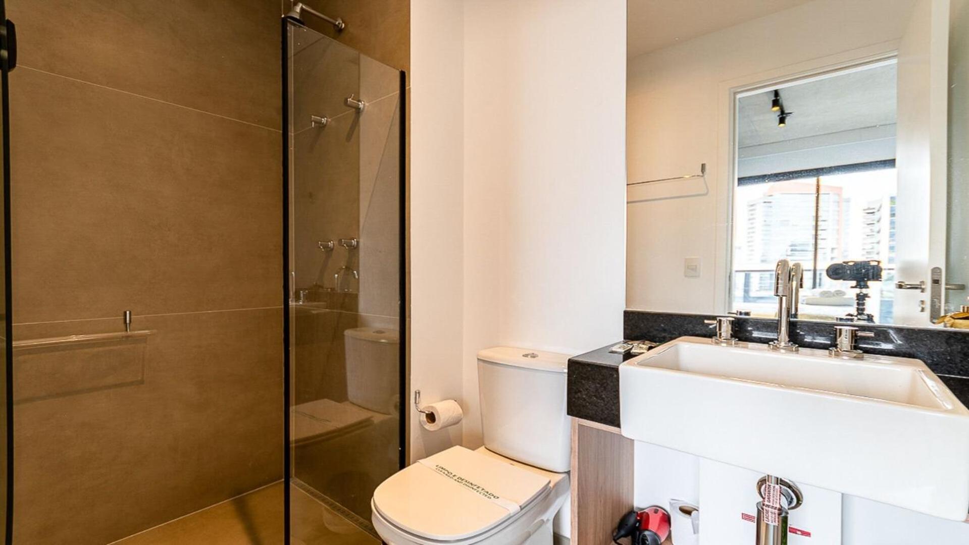 Studios luxuosos no Itaim Bibi com vaga de garagem.