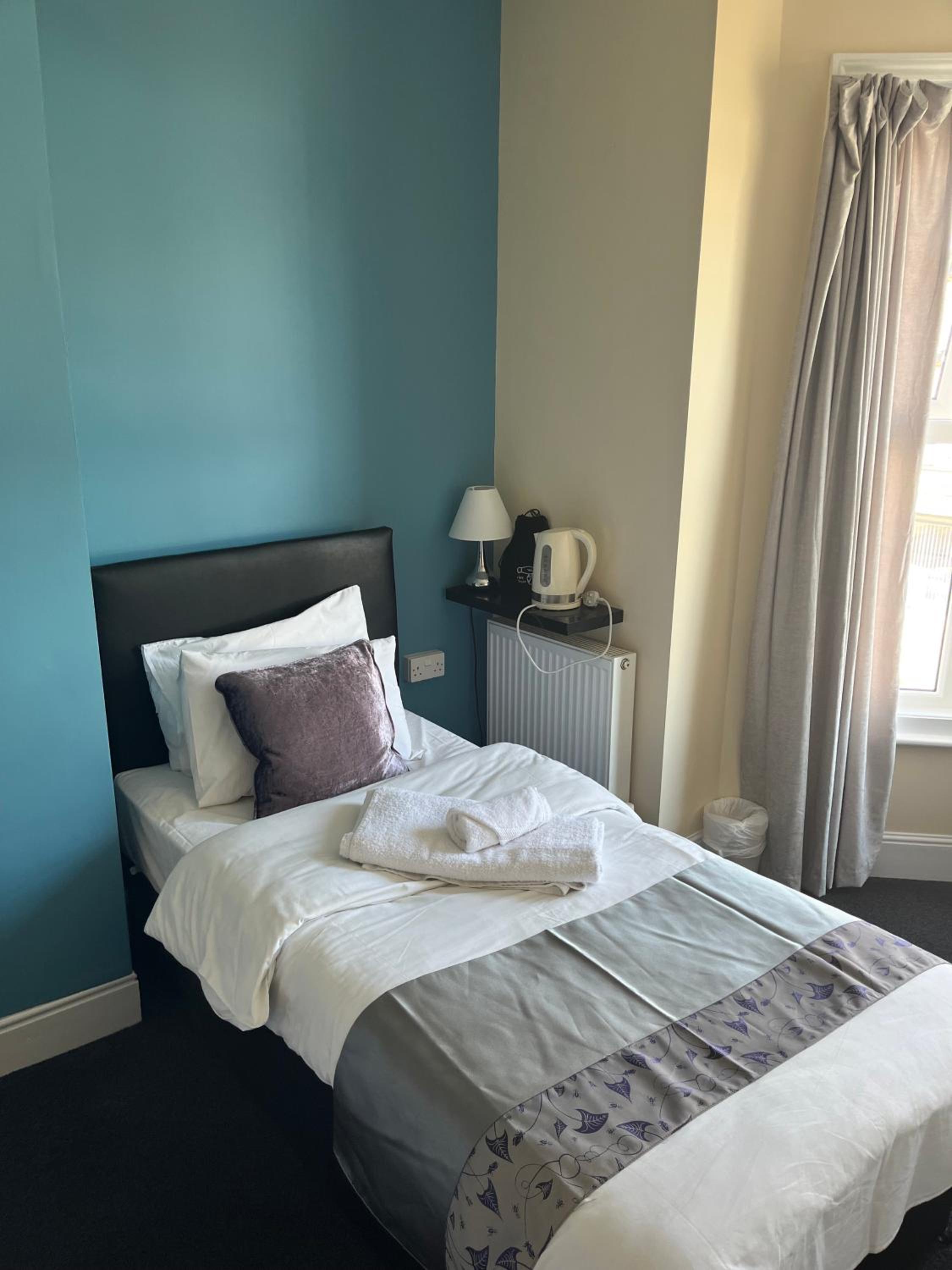 Ipswich Vacations - The Harp Freehouse and Guesthouse - Property Image 40