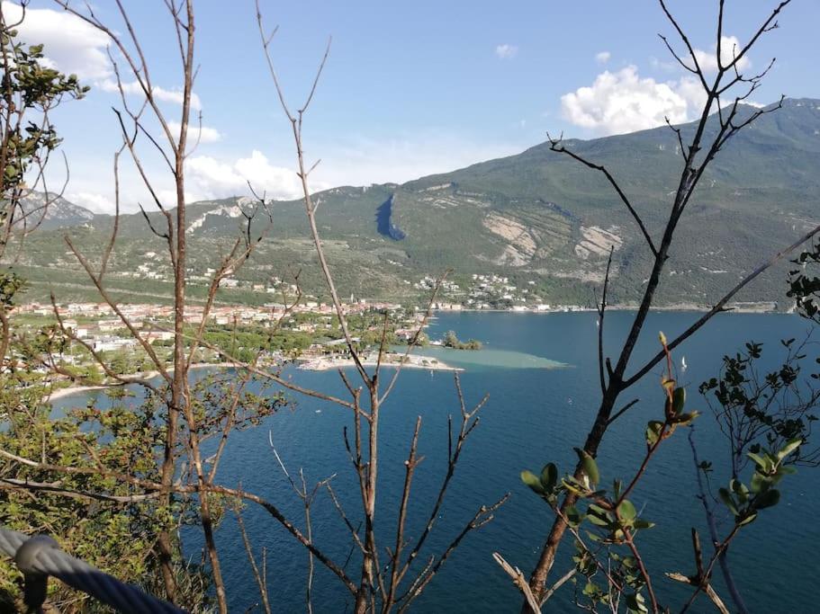 CASA degli OLIVI GARDA LAKE view 5
