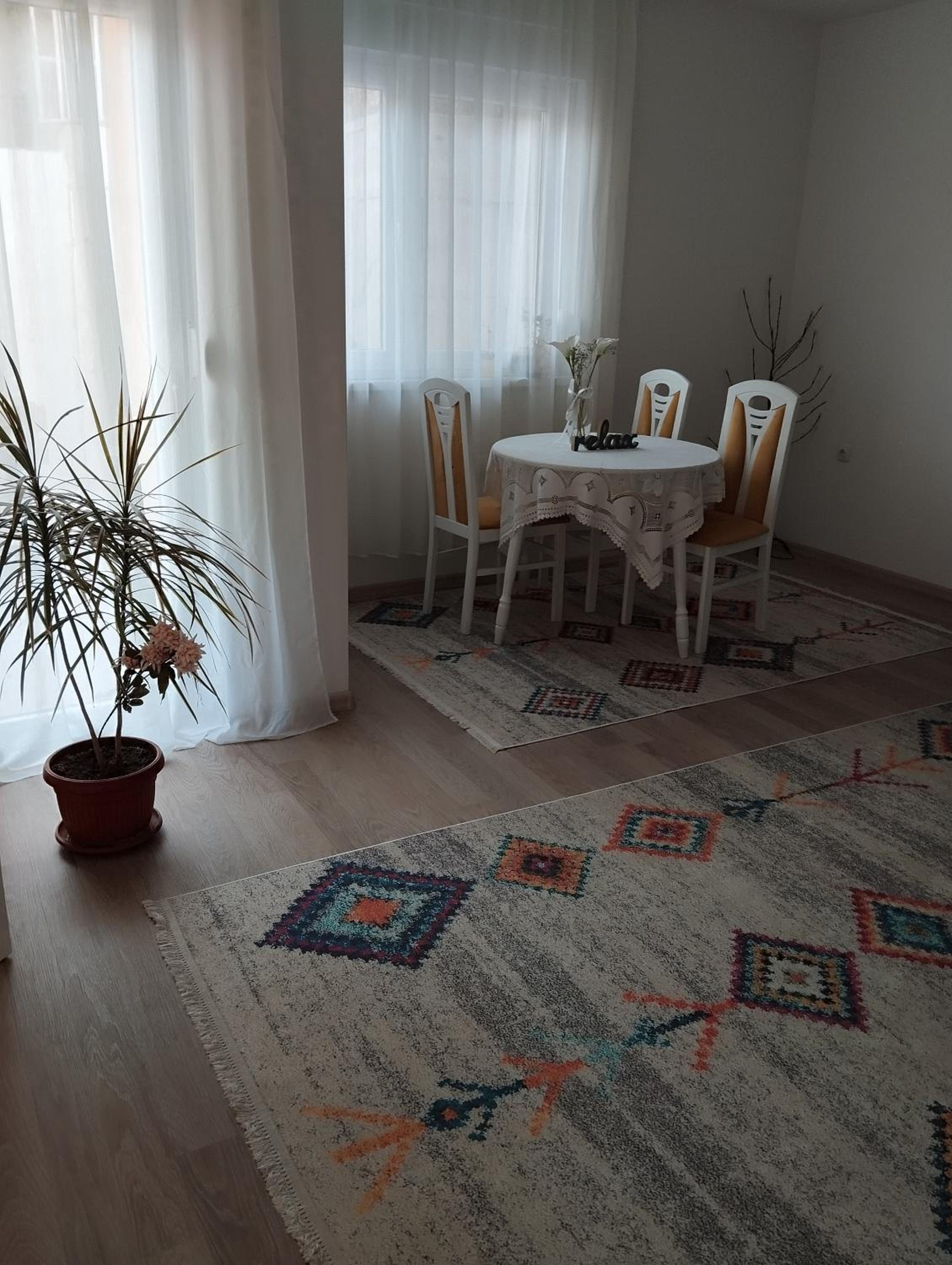 Apartman and rooms Dream House