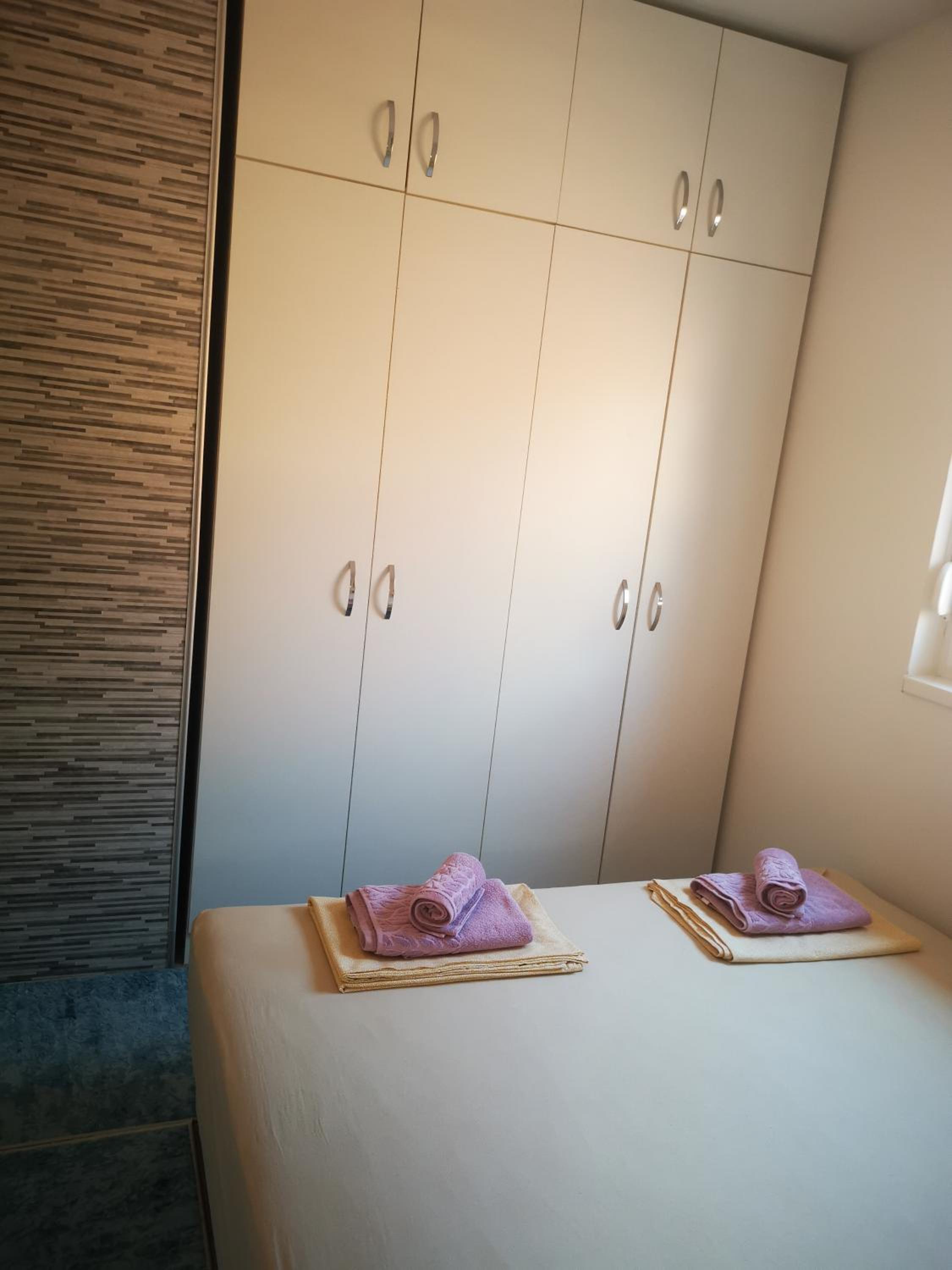 Apartman and rooms Dream House