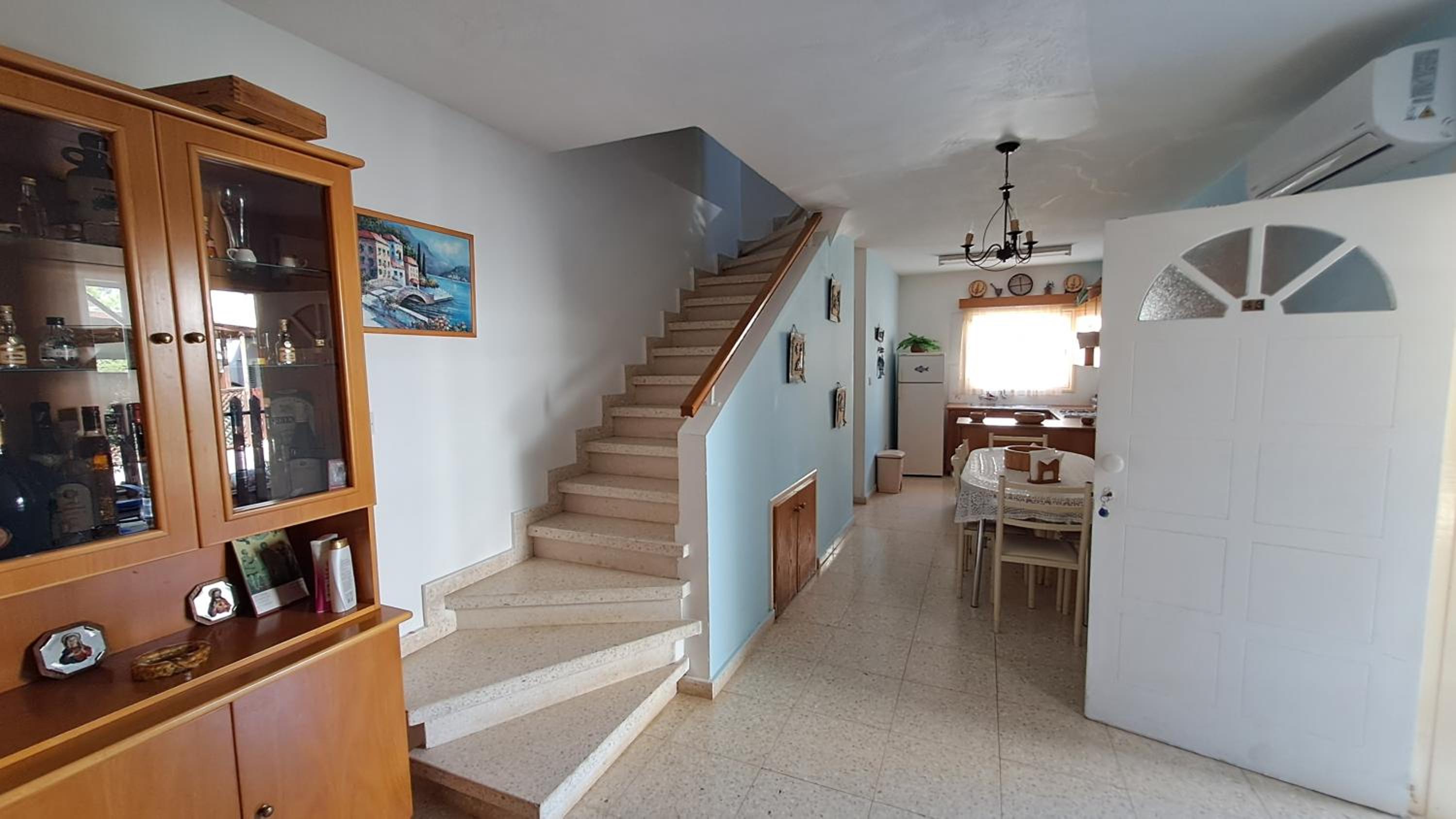 Manors Seaside 2BR House 100m from the Beach & Free Parking