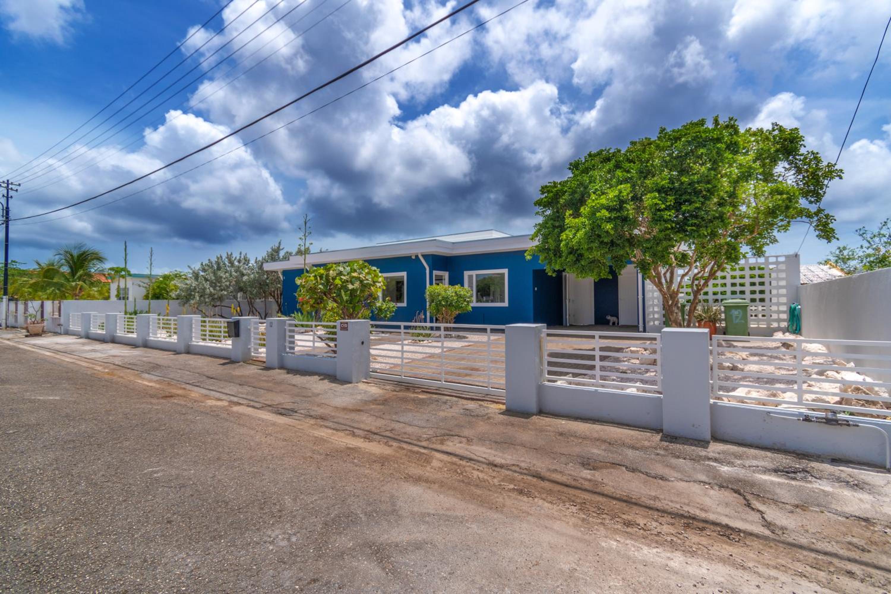 The Blue Ocean Villa / Curaçao