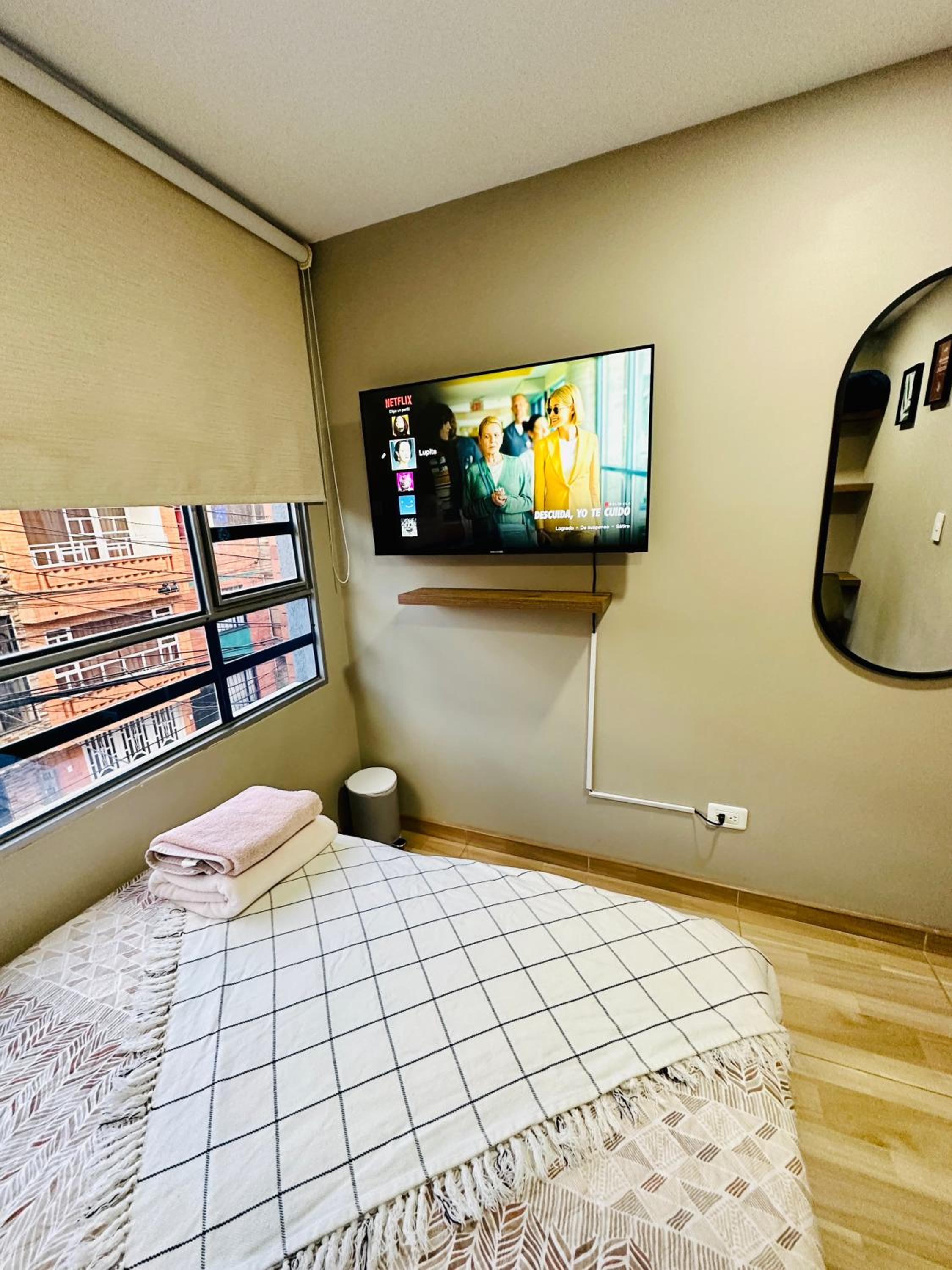 Prívate room close to the Dorado AirPort Bogota