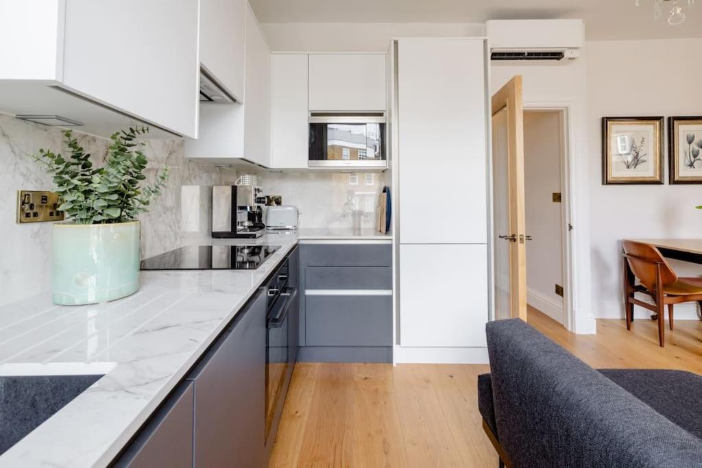 Luxury flat on Fulham/Chelsea border