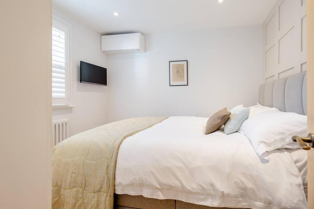 Luxury flat on Fulham/Chelsea border
