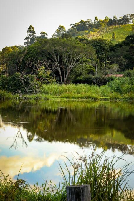 Recanto dos Beija flores, Chalé Lantana c