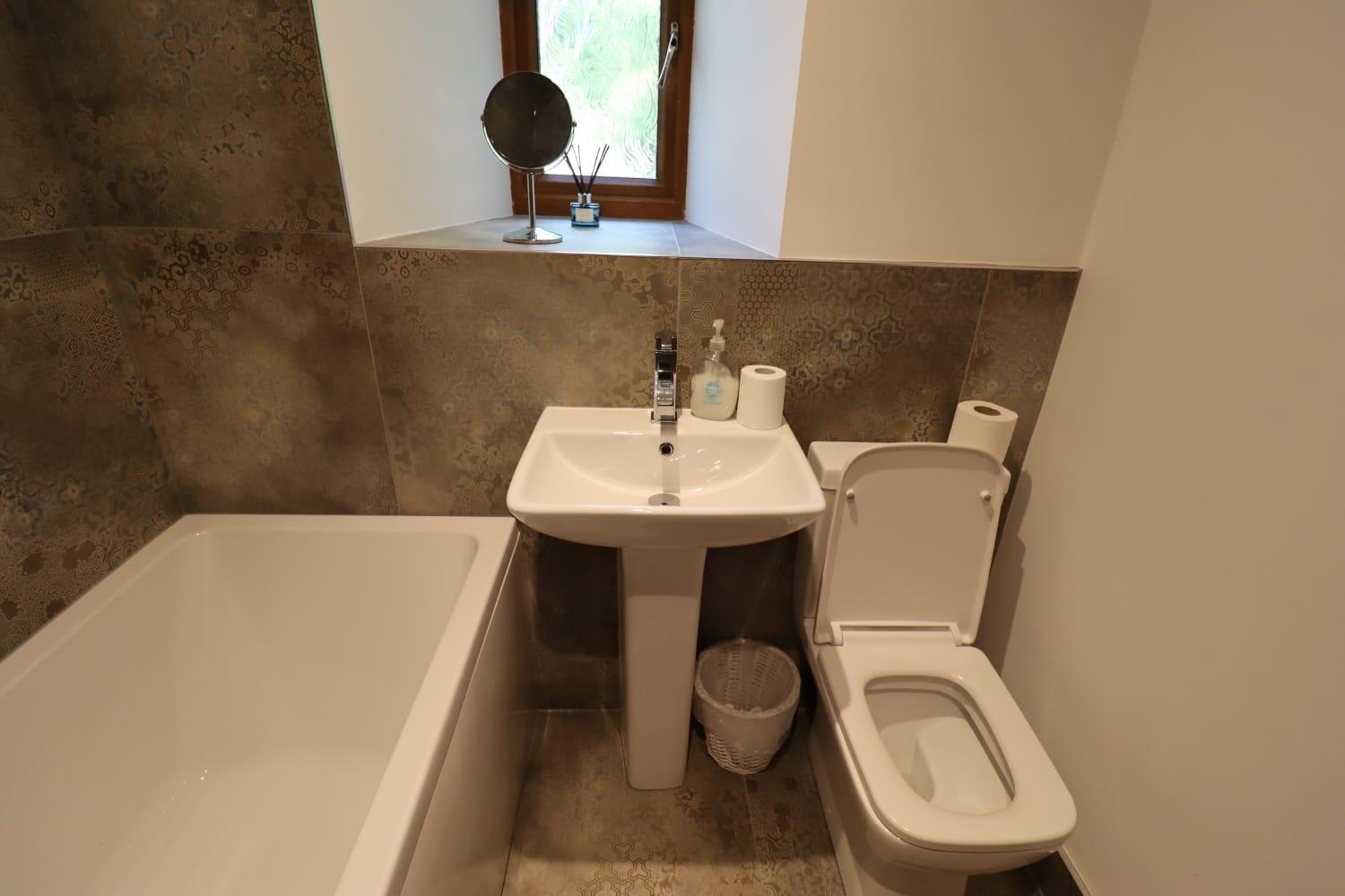 Photo 48