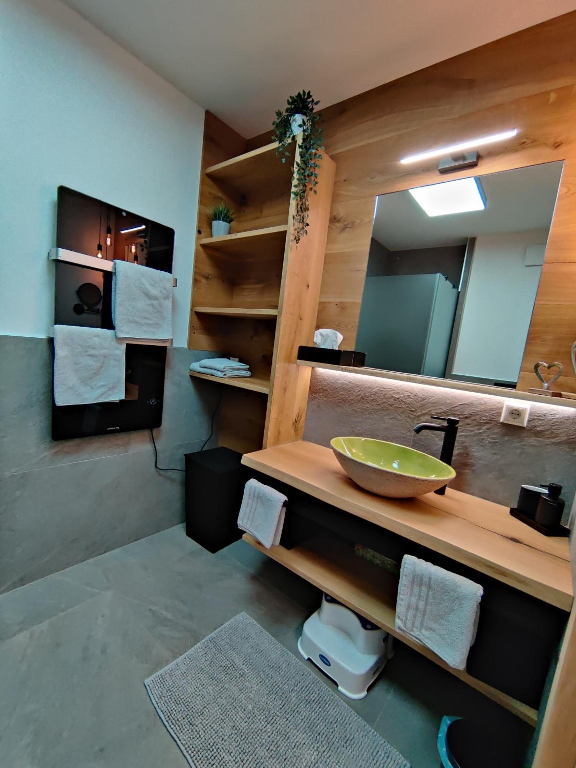 Photo 11