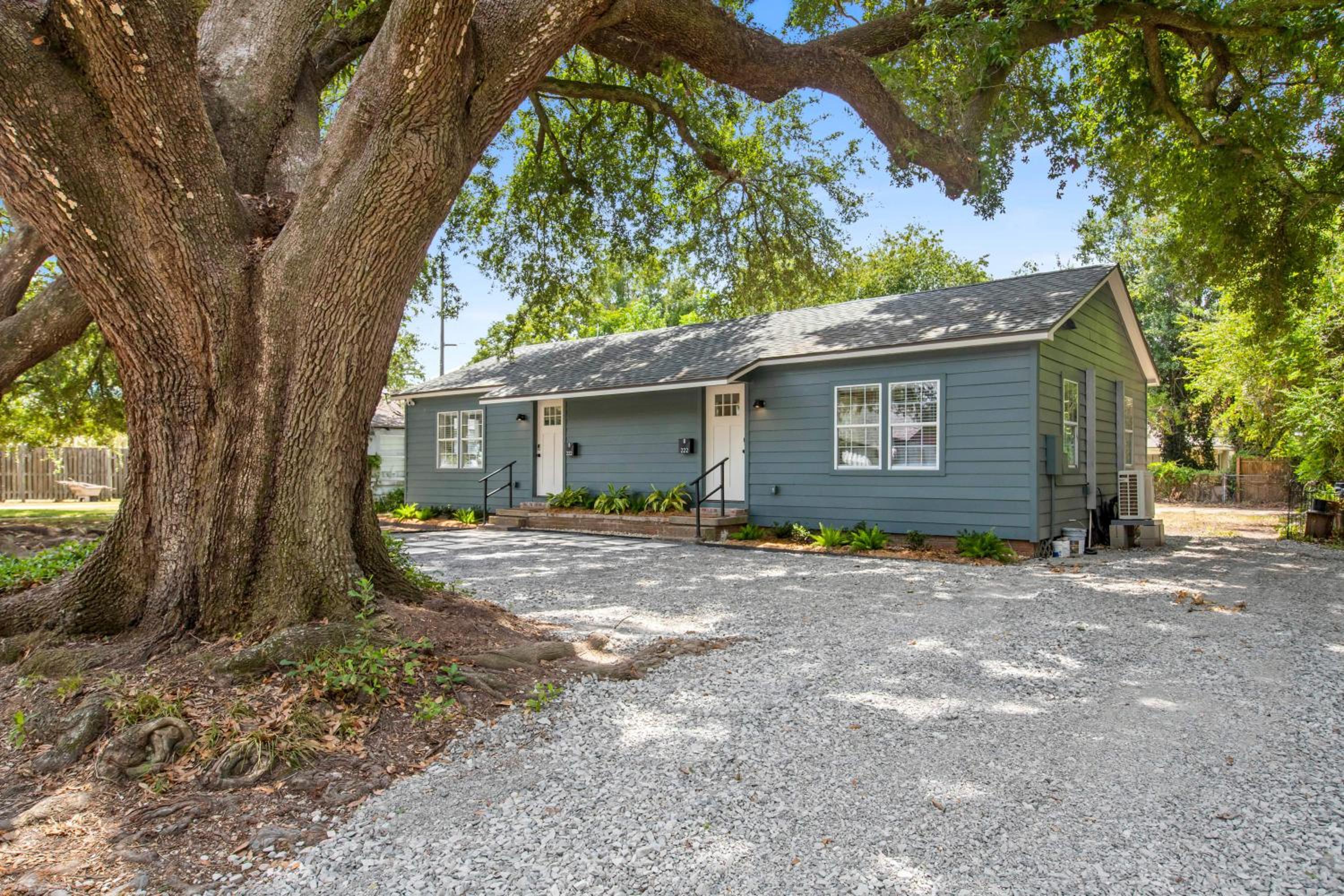 Charming Saints Street Cottage