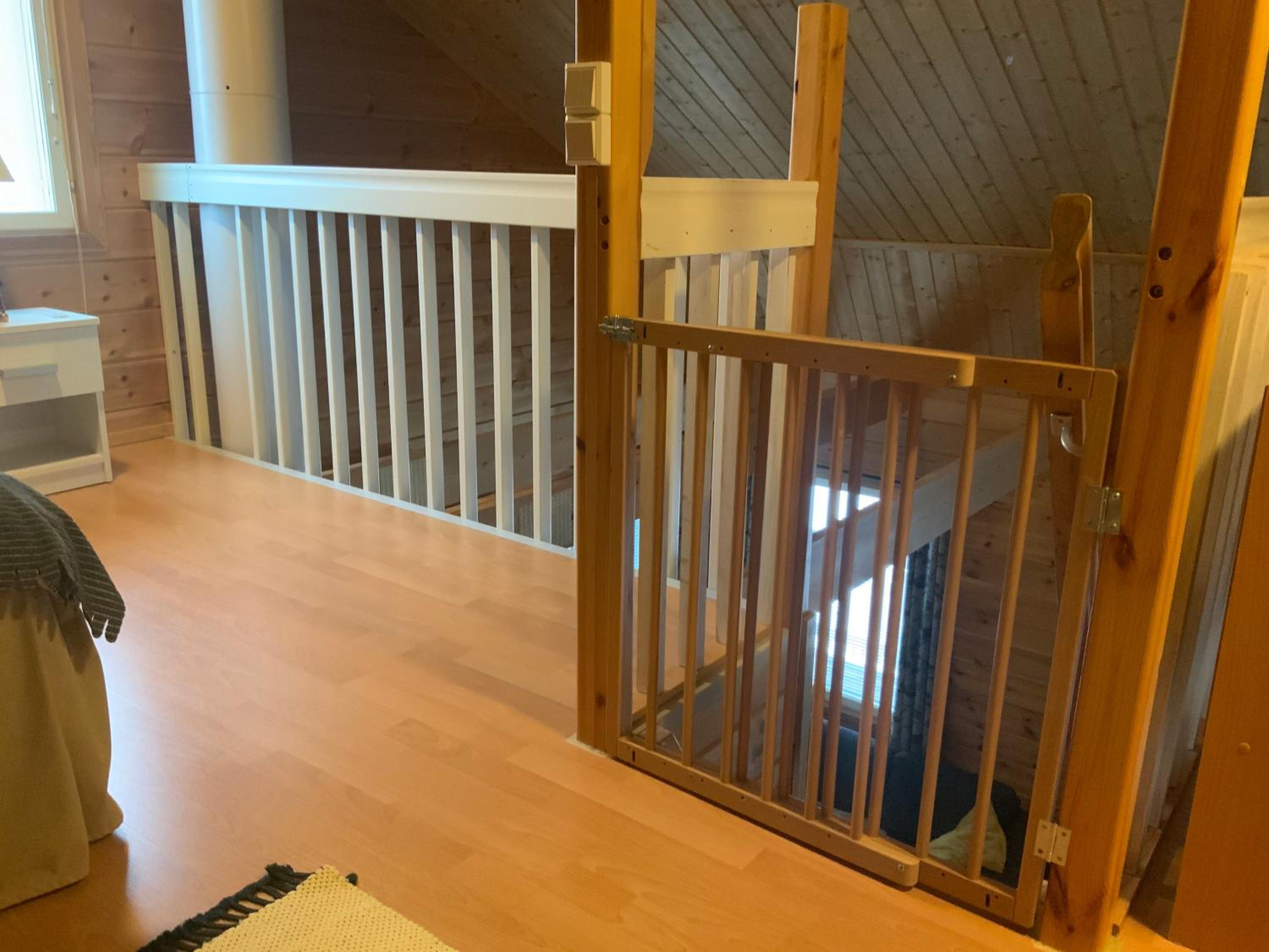 Saunaharju 5 järven rannalla