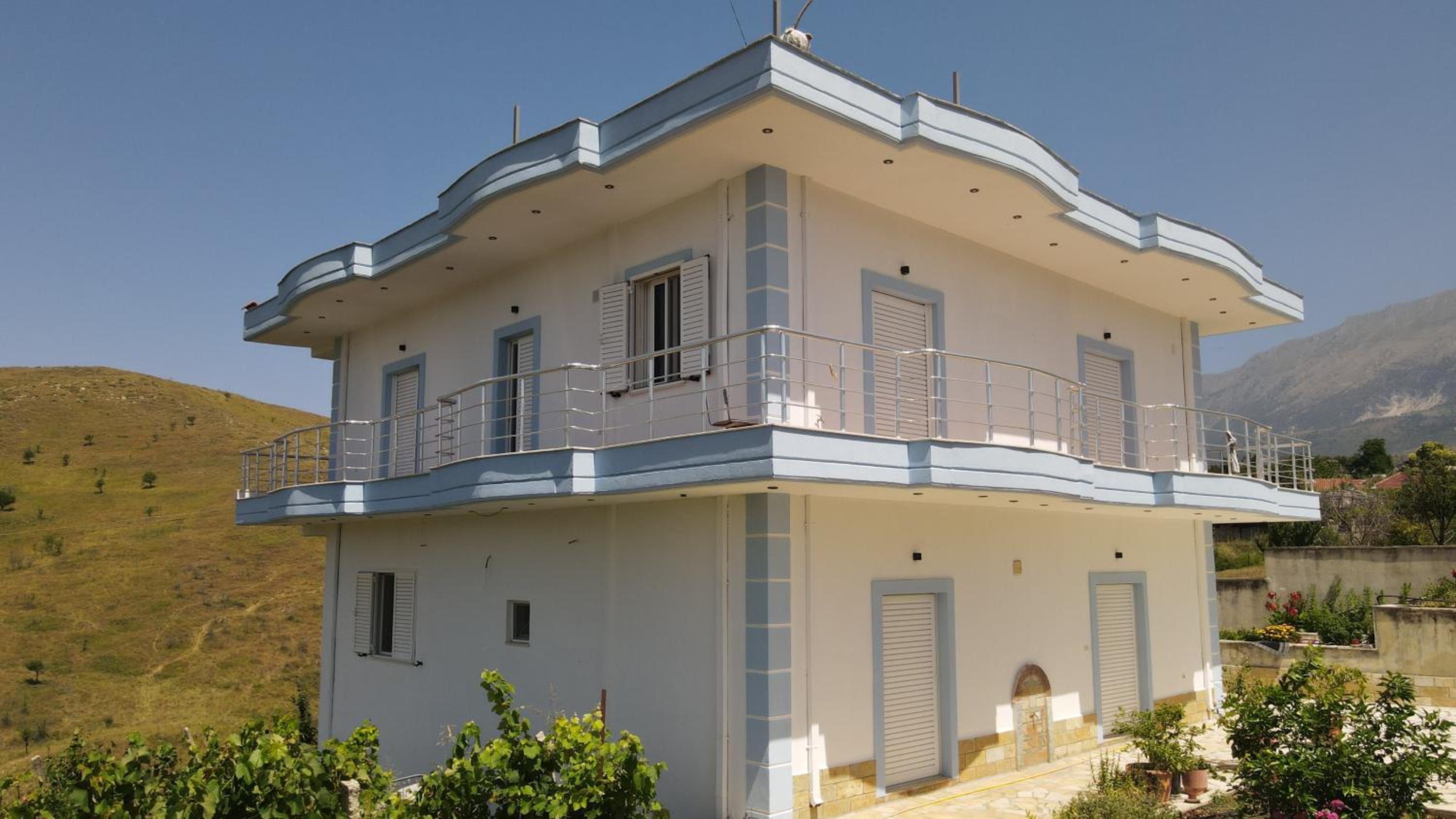 Vila Antigonea