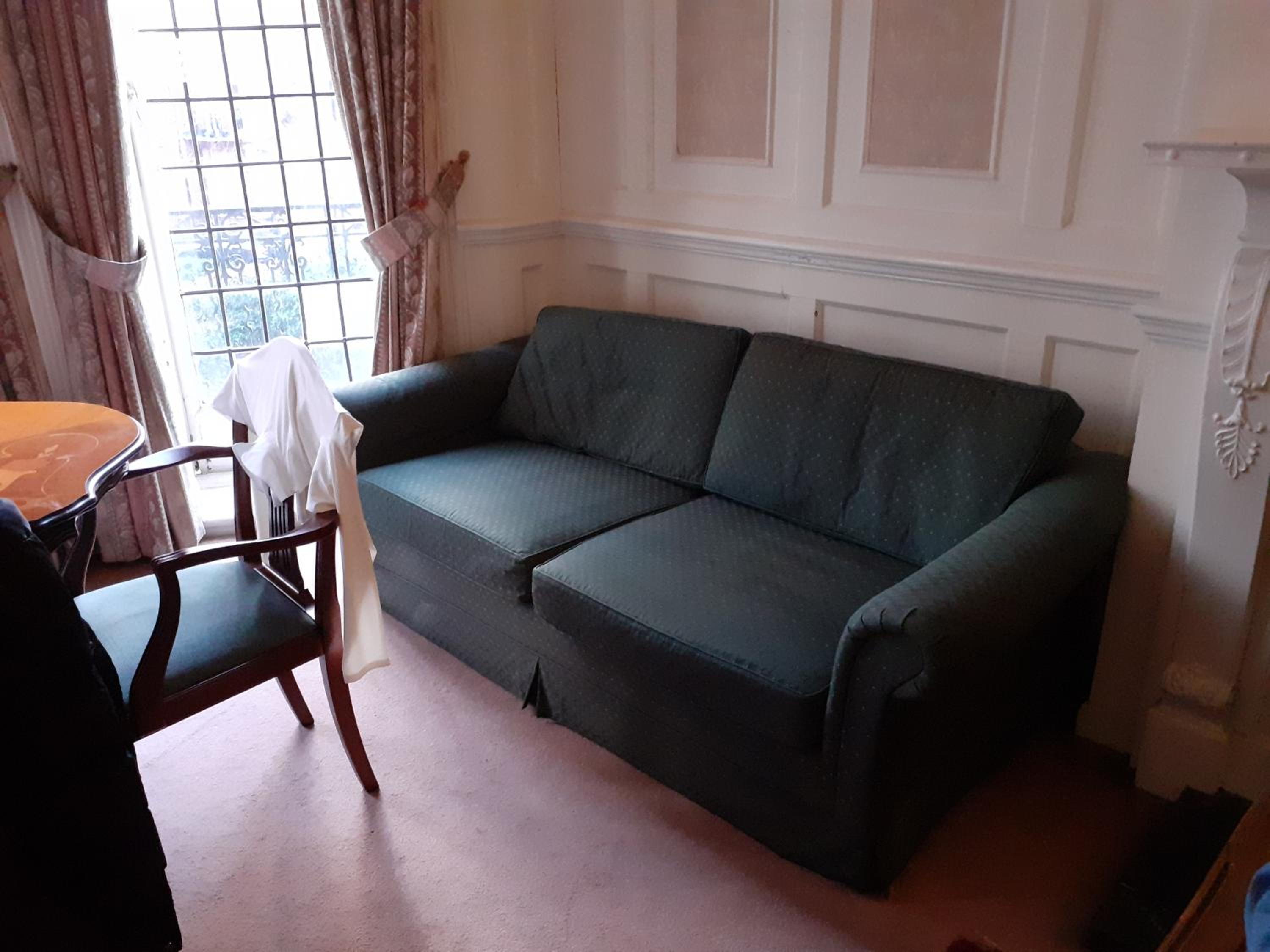 La Suite South