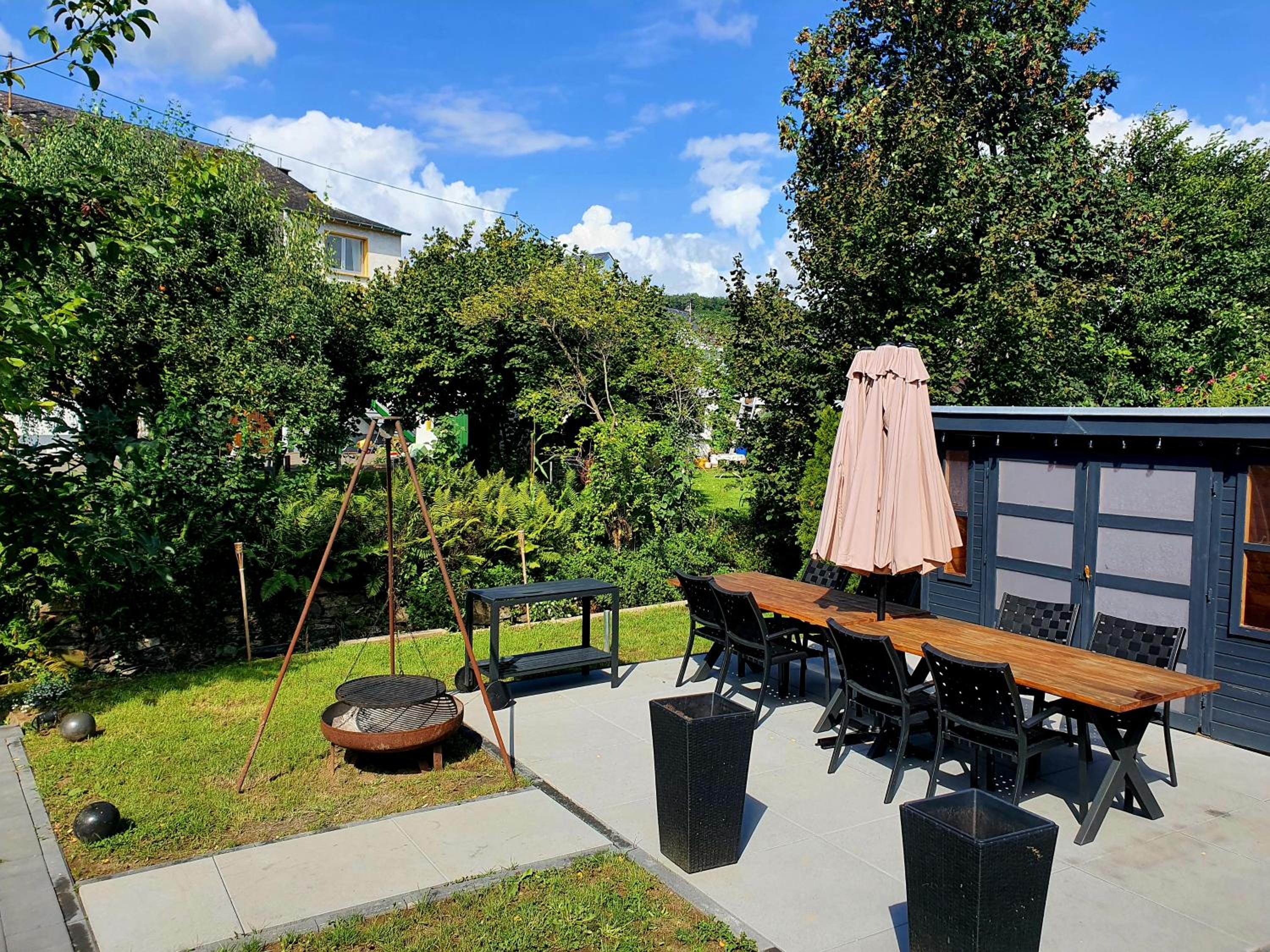 House with two aprtments together, up to 9 persons view 3