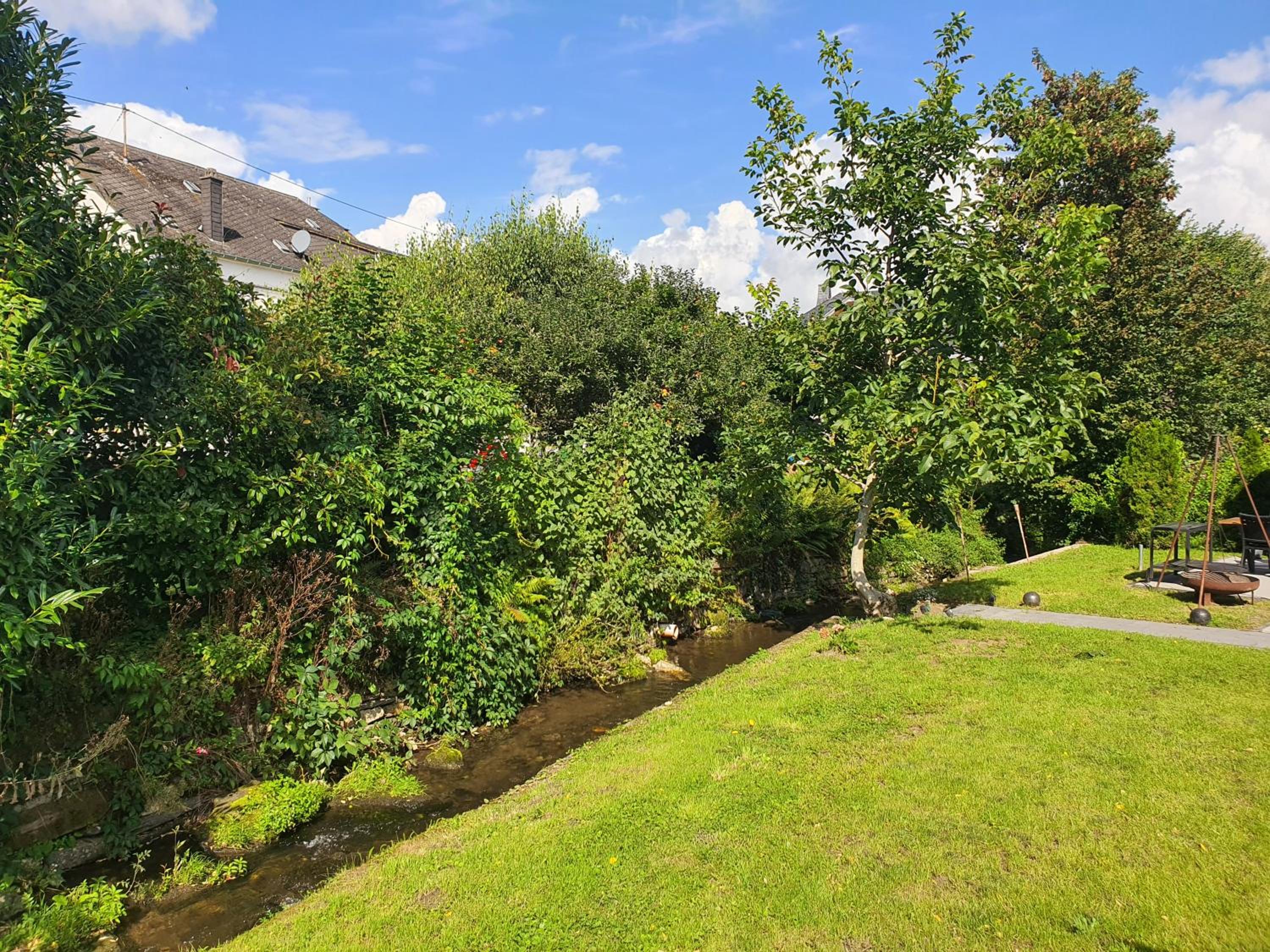 House with two aprtments together, up to 9 persons view 5