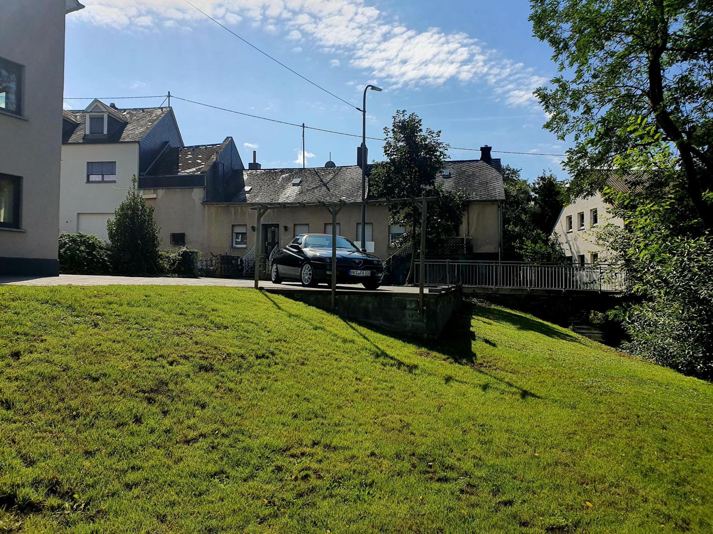 House with two aprtments together, up to 9 persons view 4