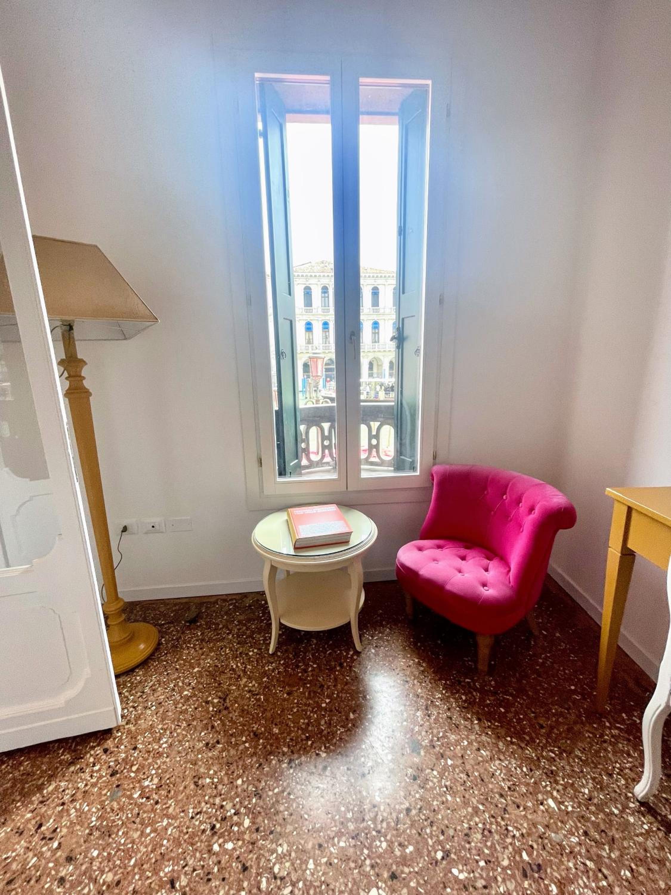 Royal Rialto Apartment - Grand Canal View