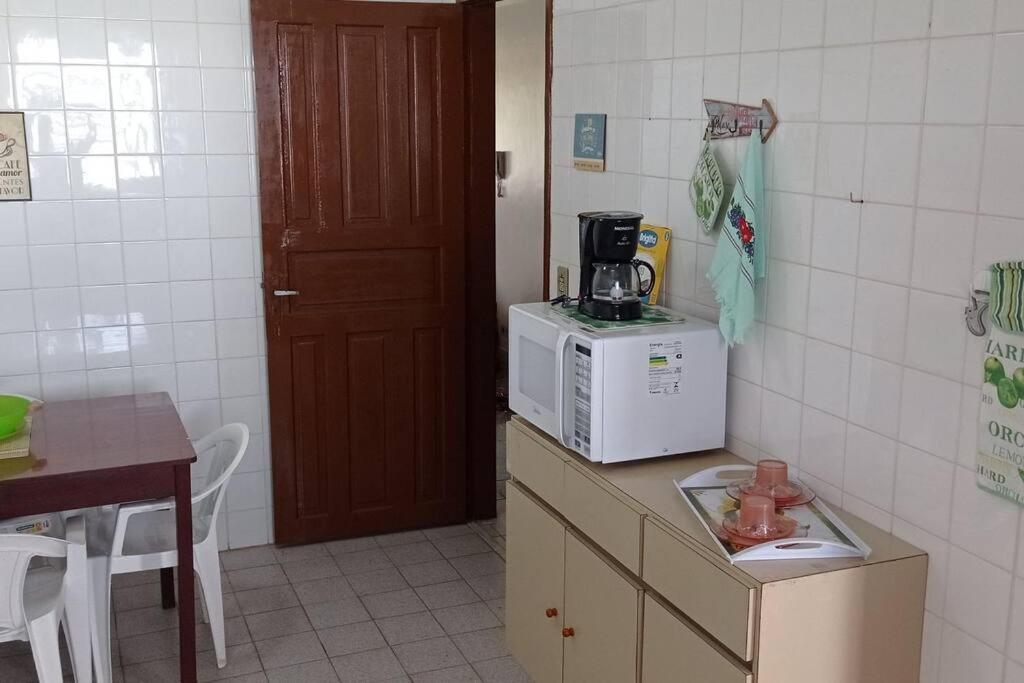 Casa em Condomínio tranquilo bem perto da praia!