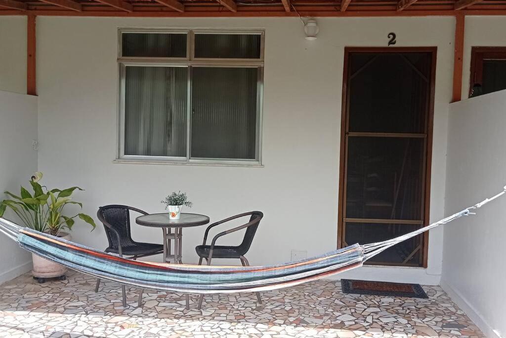 Casa em Condomínio tranquilo bem perto da praia!