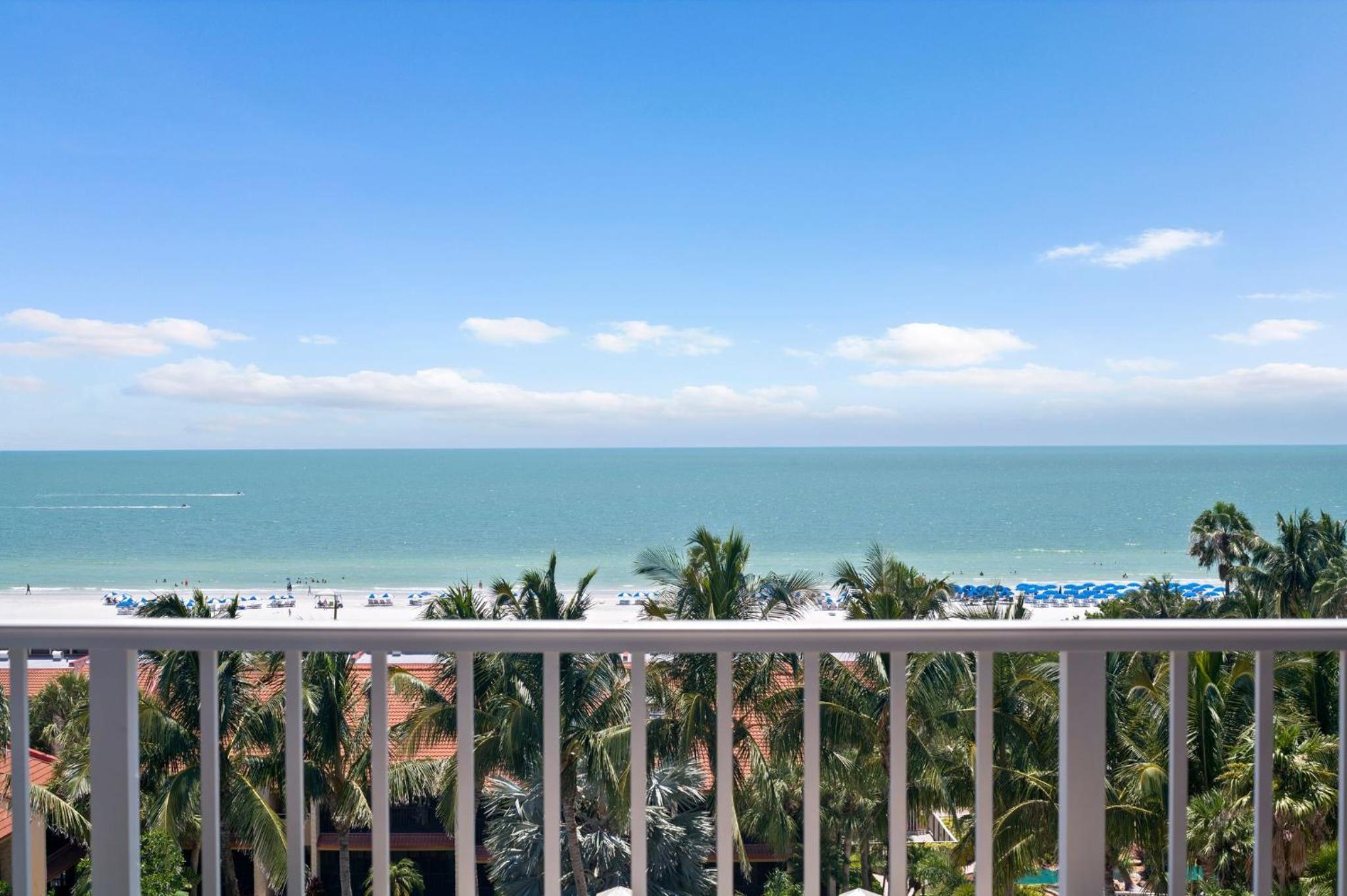Marco Beach Ocean Suites, photo 31
