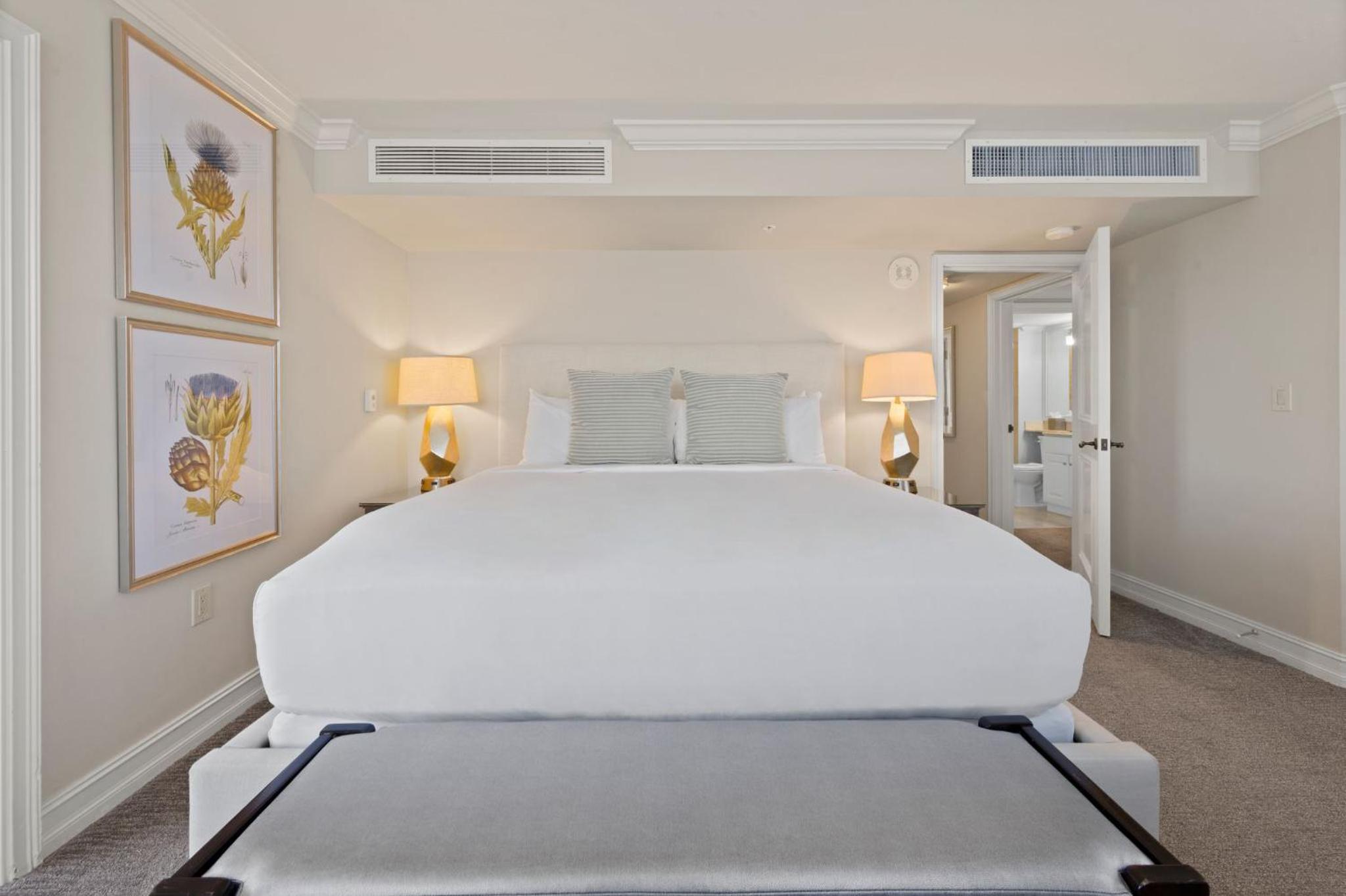 Marco Beach Ocean Suites, photo 32
