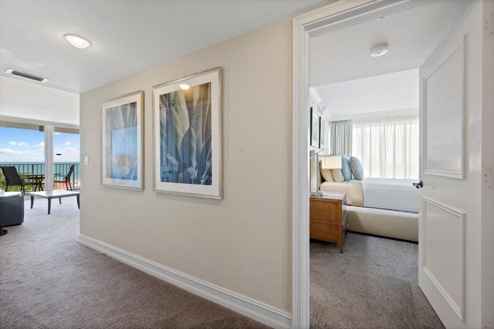 Marco Beach Ocean Suites, photo 40