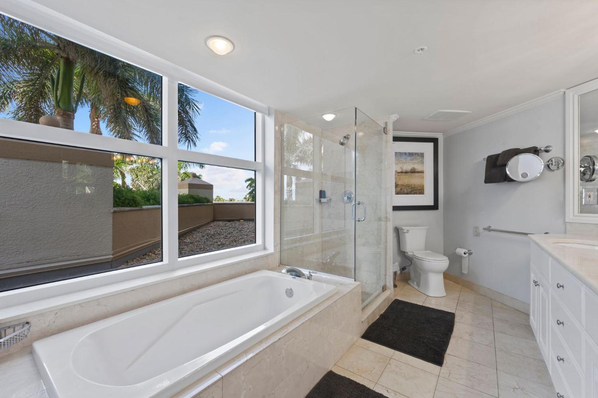 Marco Beach Ocean Suites, photo 34