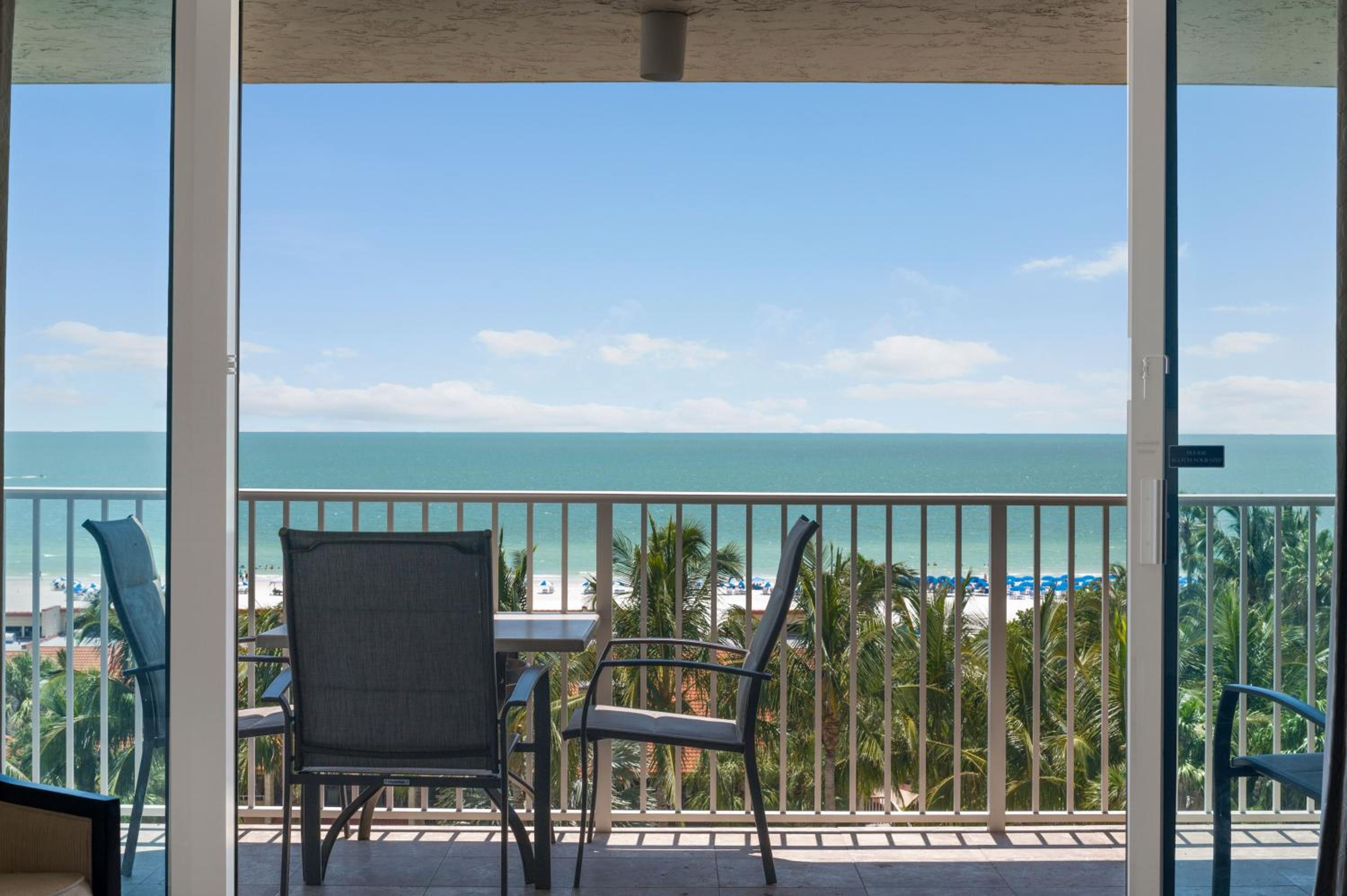Marco Beach Ocean Suites, photo 48