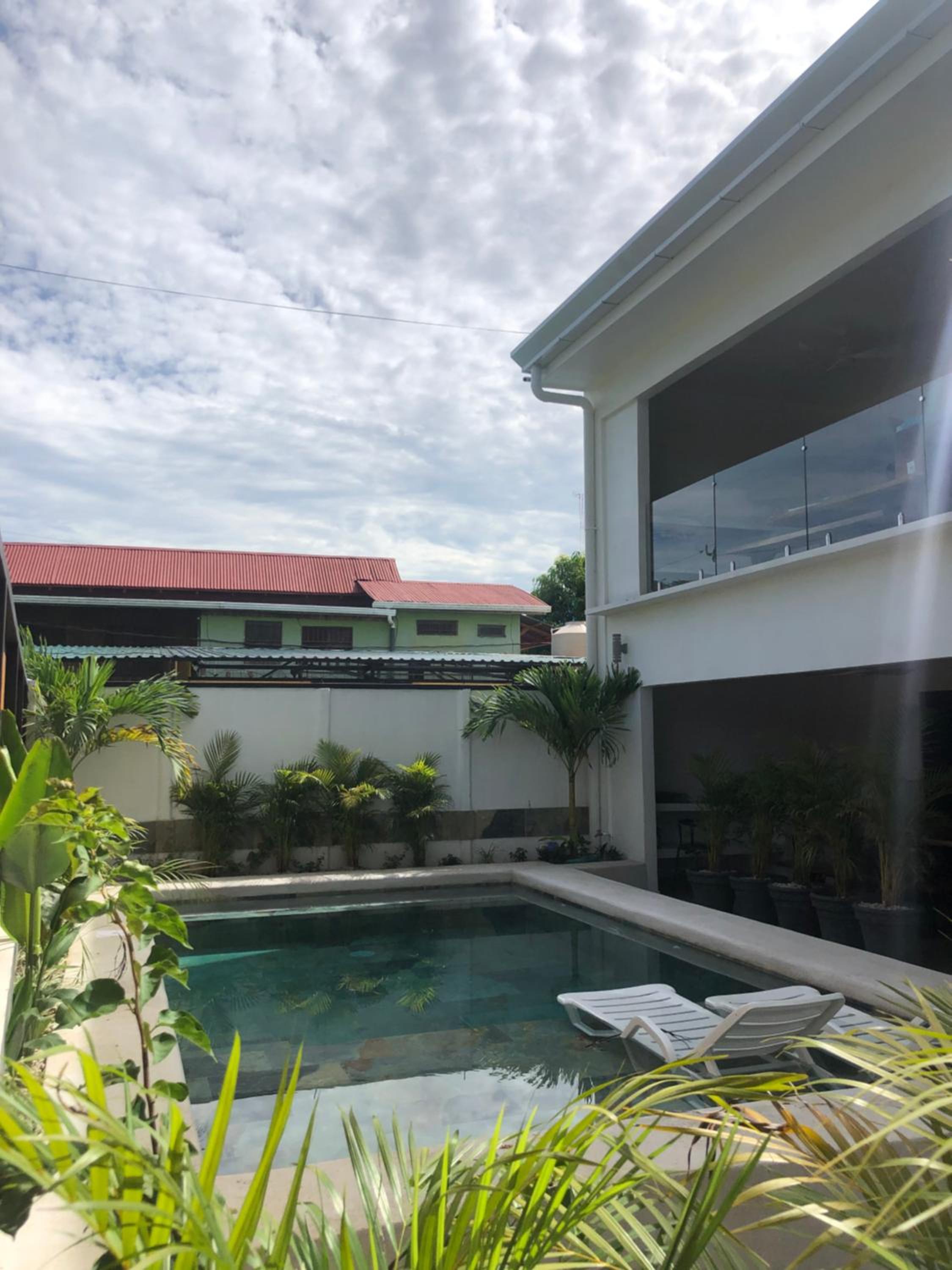Dos Mangos Vacation Rentals