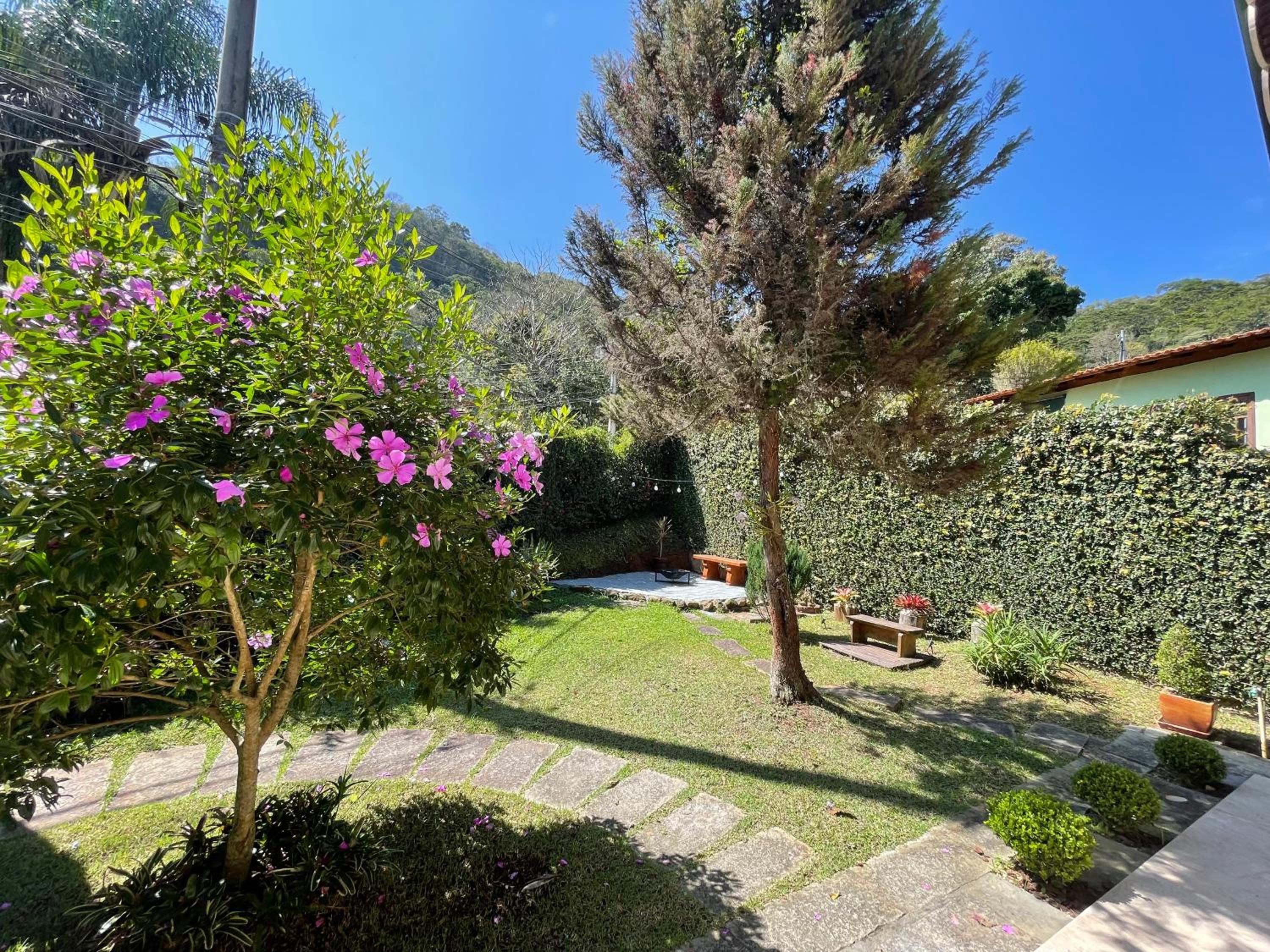Confortável Chalet na Serra proximo ao Centro