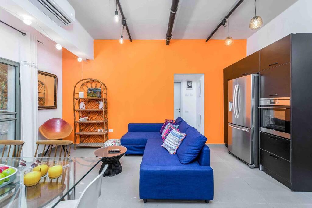Modern and Color 2BR/2Bath by Carmel Souk view 3