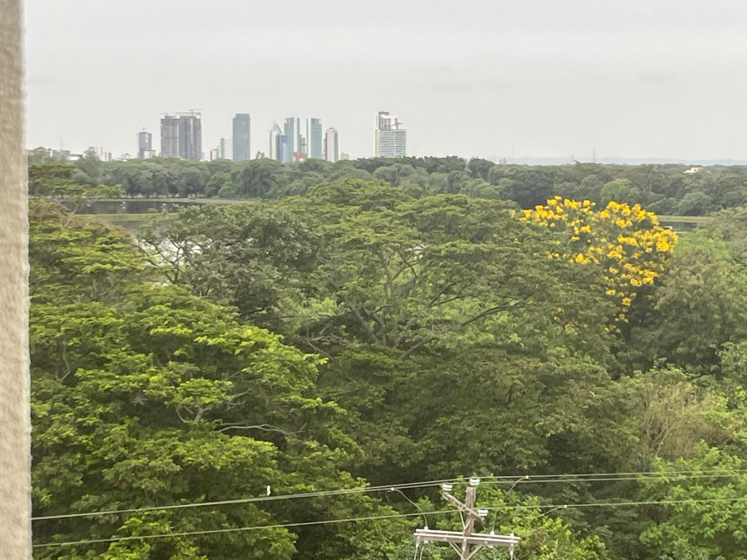 DEPARTAMENTO Y CONDOMINIO RECIEN CONSTRUIDO 2023 zona norte cerca UCEBOL