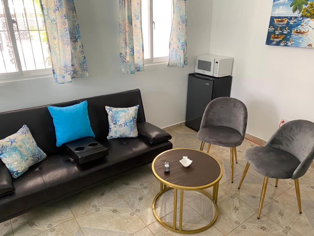 Caribbean Domicile