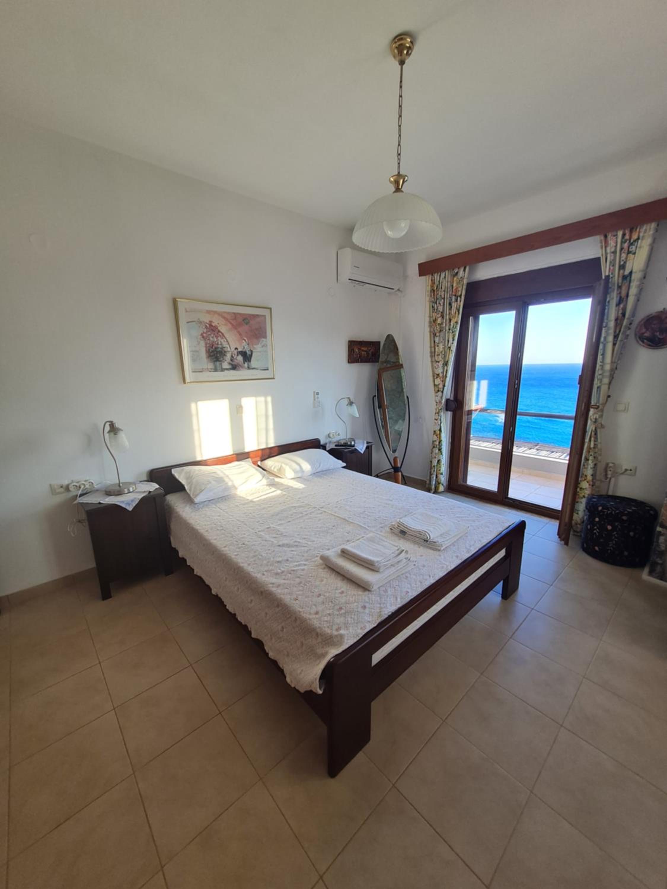 VILLA PETRINO