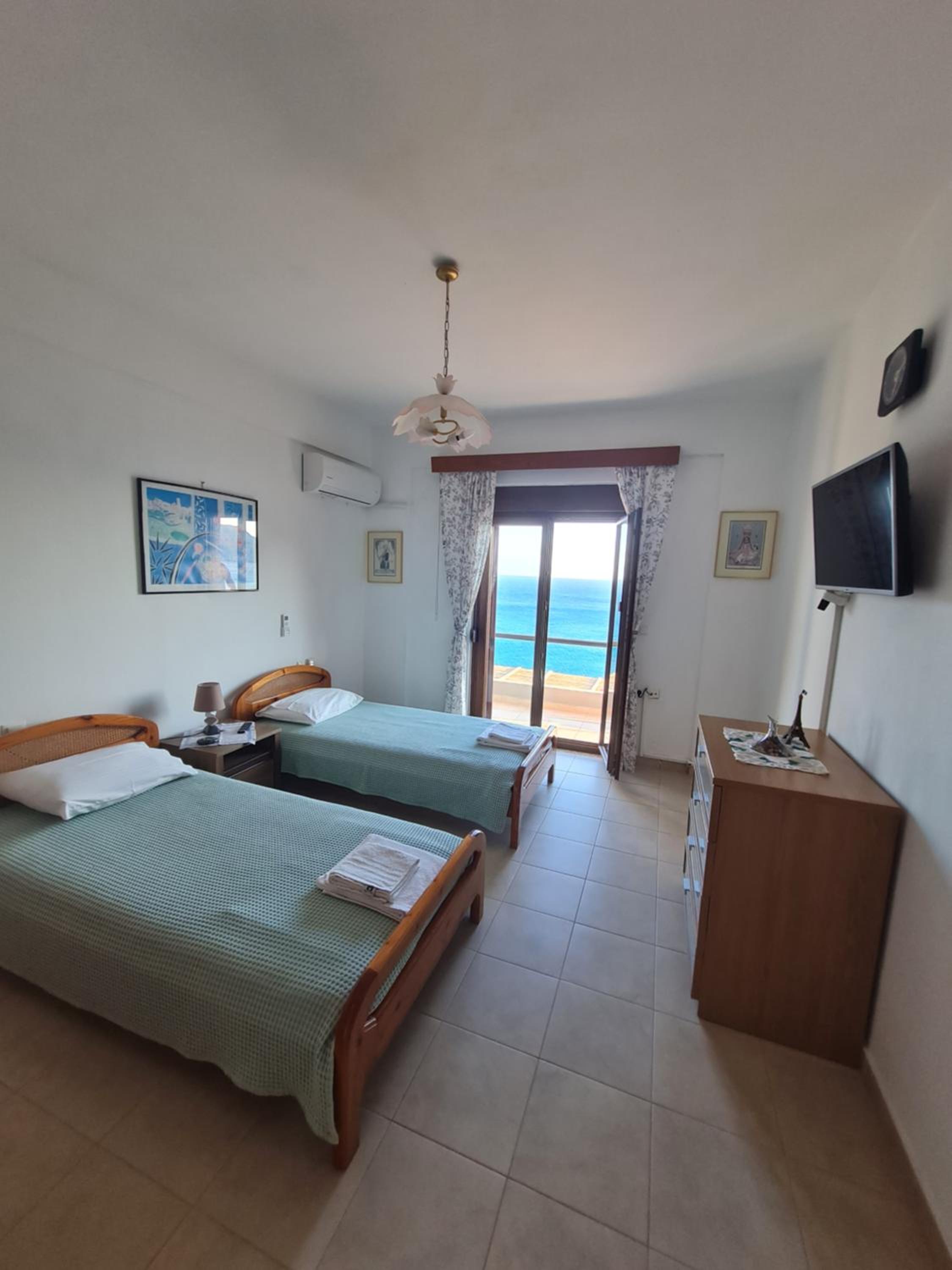 VILLA PETRINO