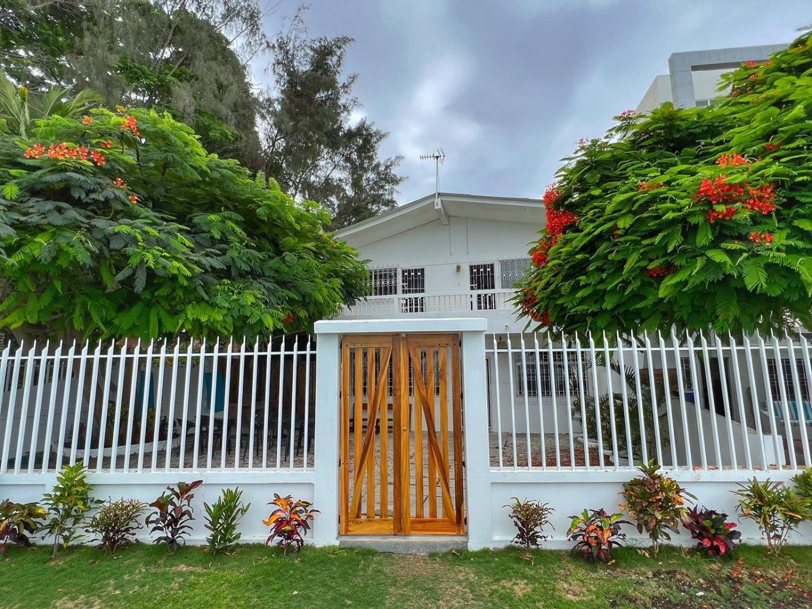 HERMOSA VILLA MILINA FRENTE AL MAR