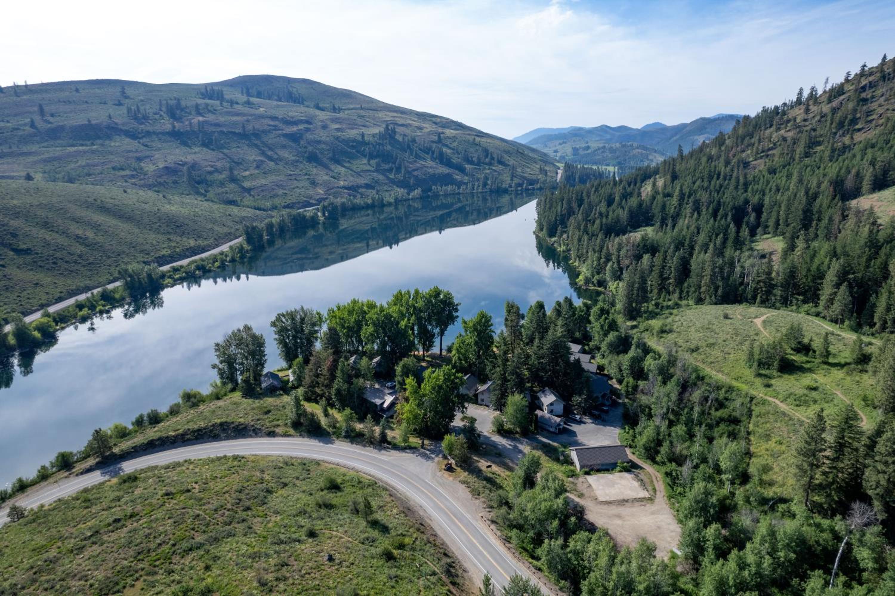 Sun Mountain Lodge