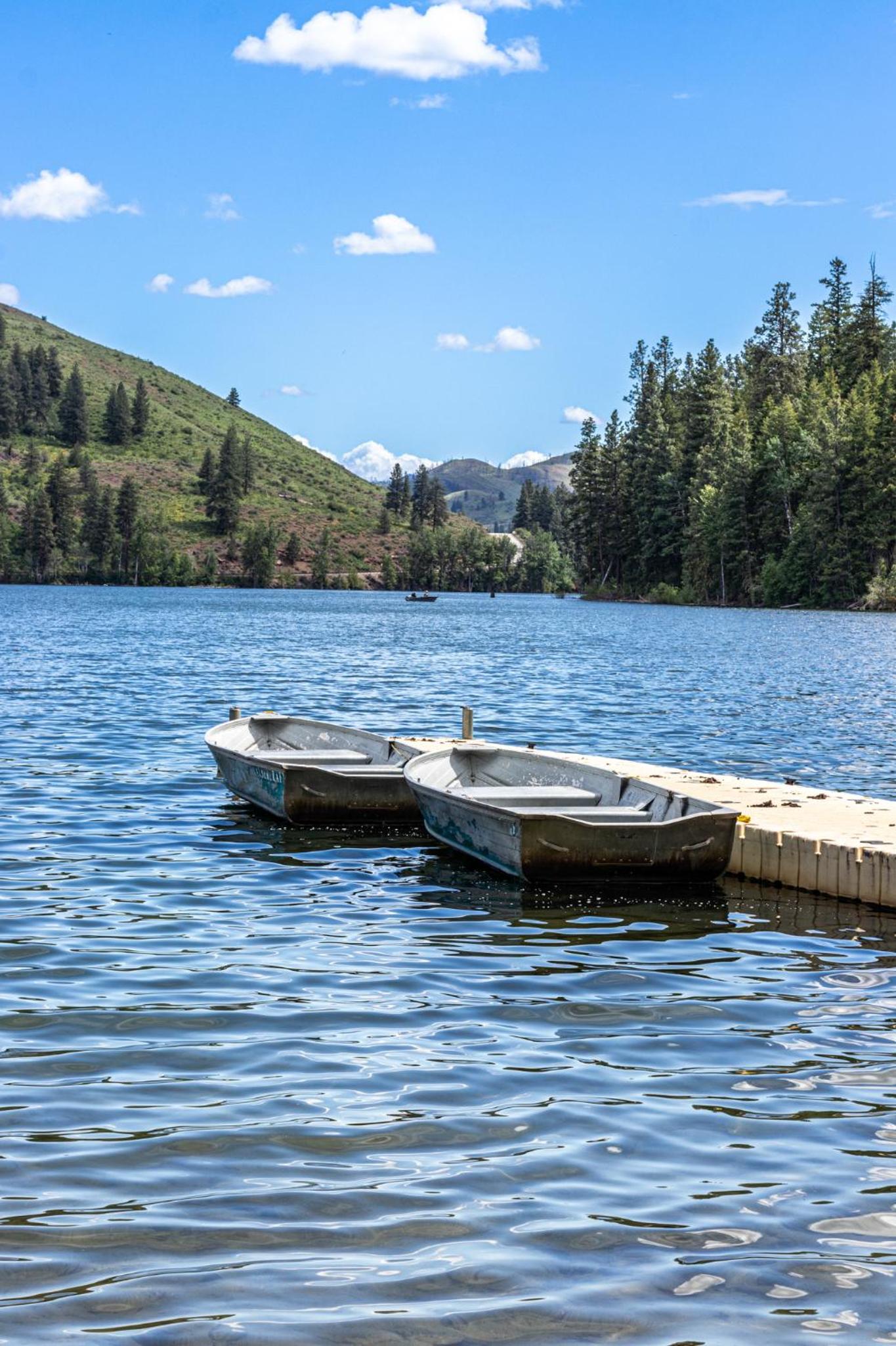 Sun Mountain Lodge