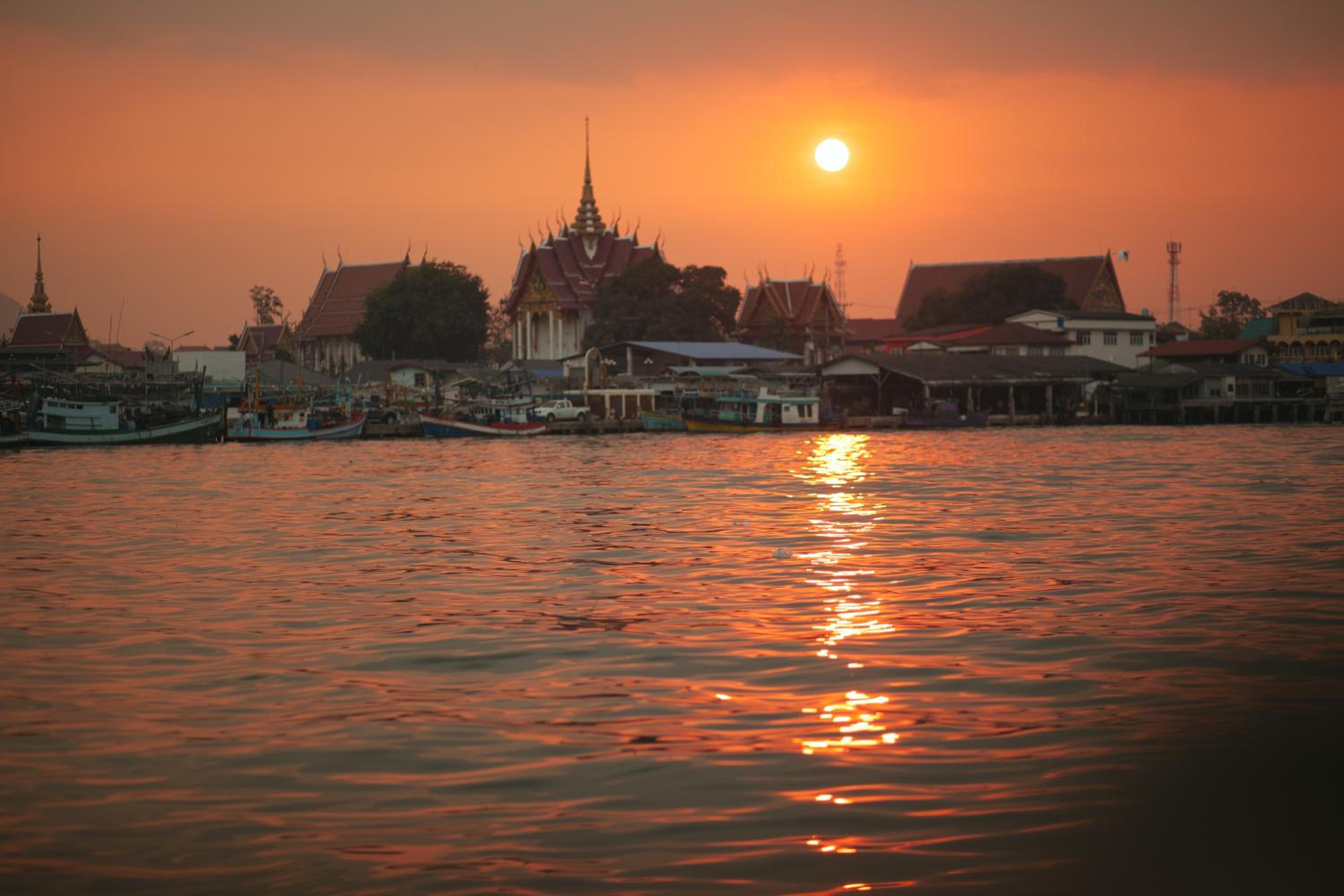 Baan Tah On The Sea