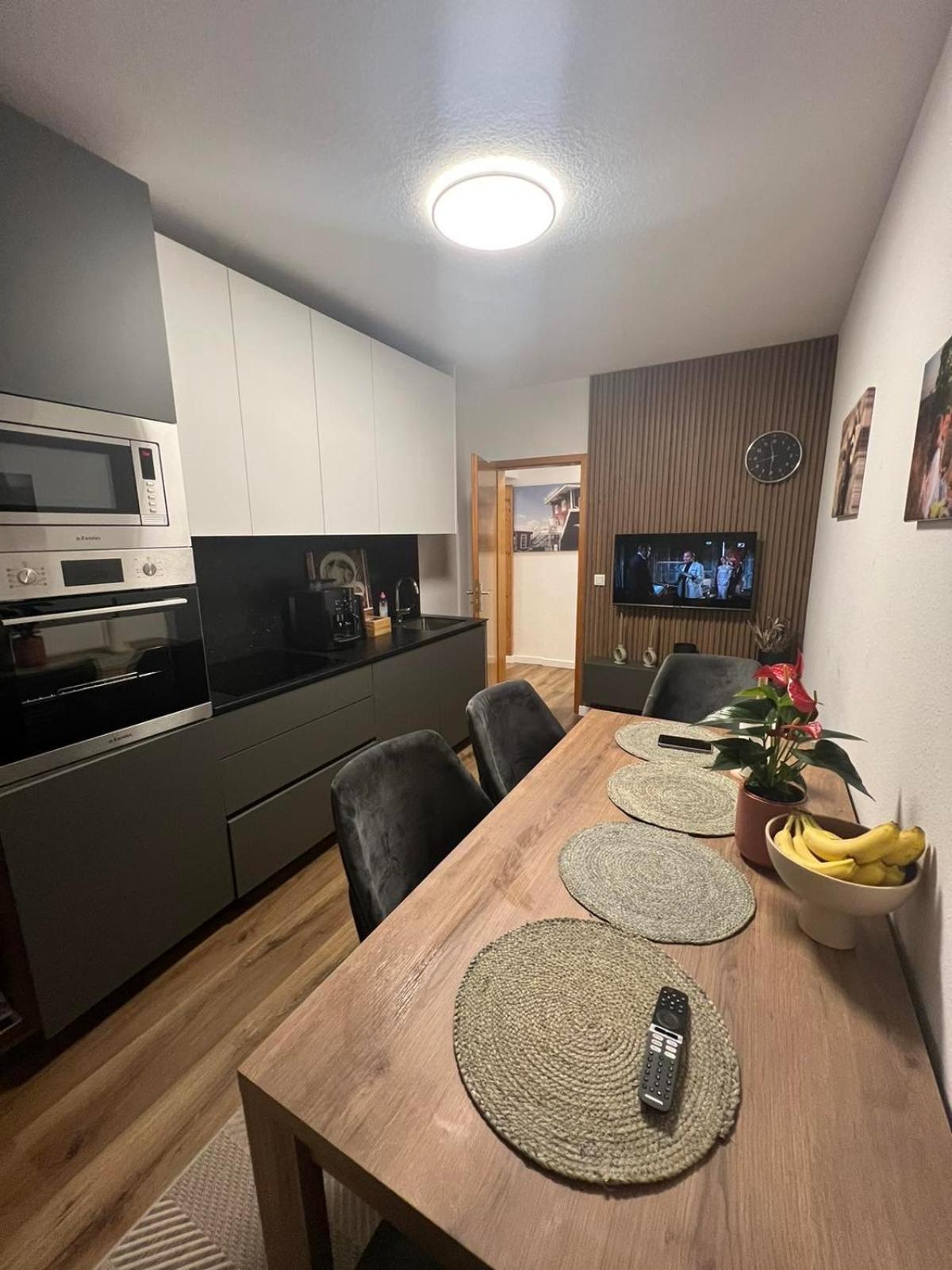 Ferienwohnung E