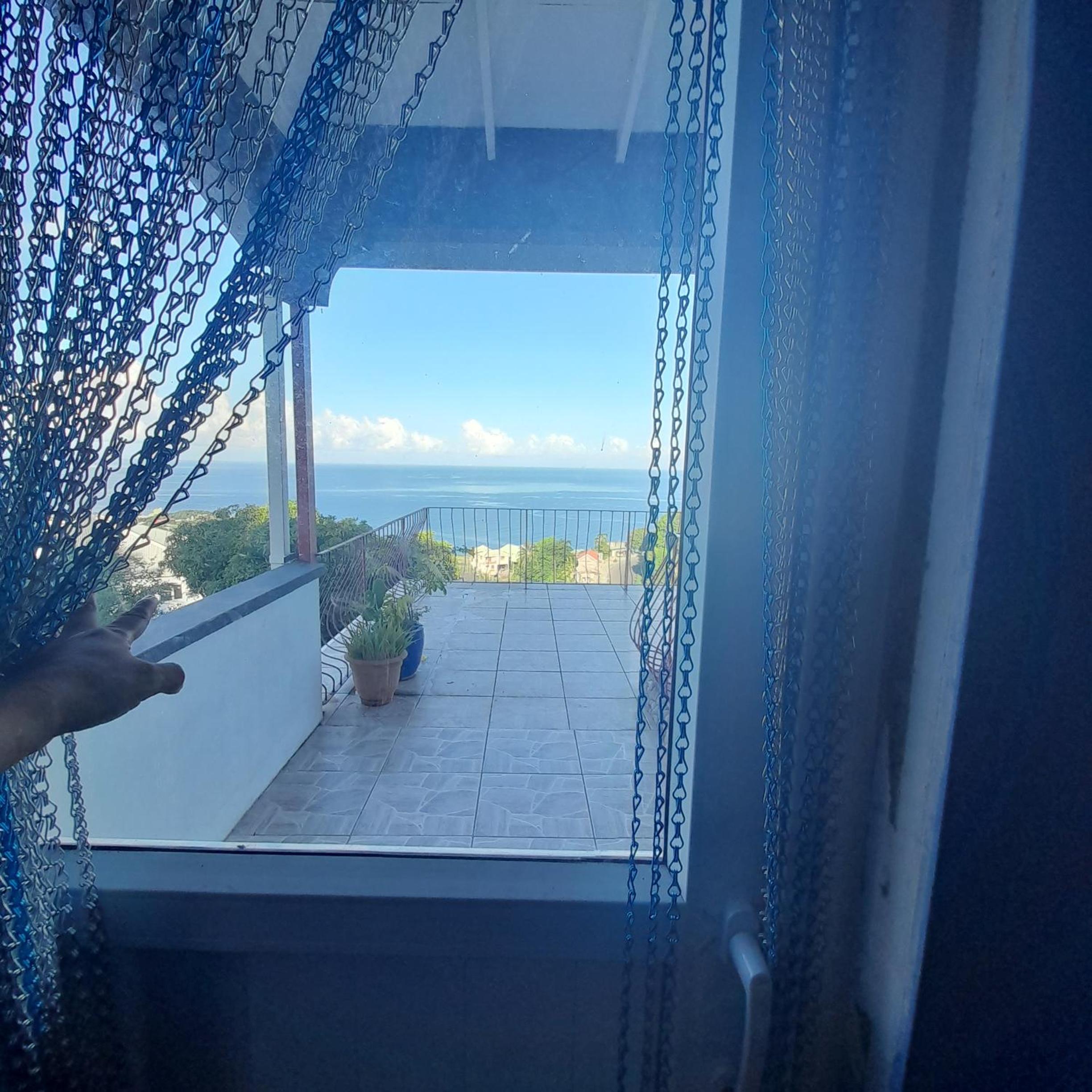 Canefield sea view apartment