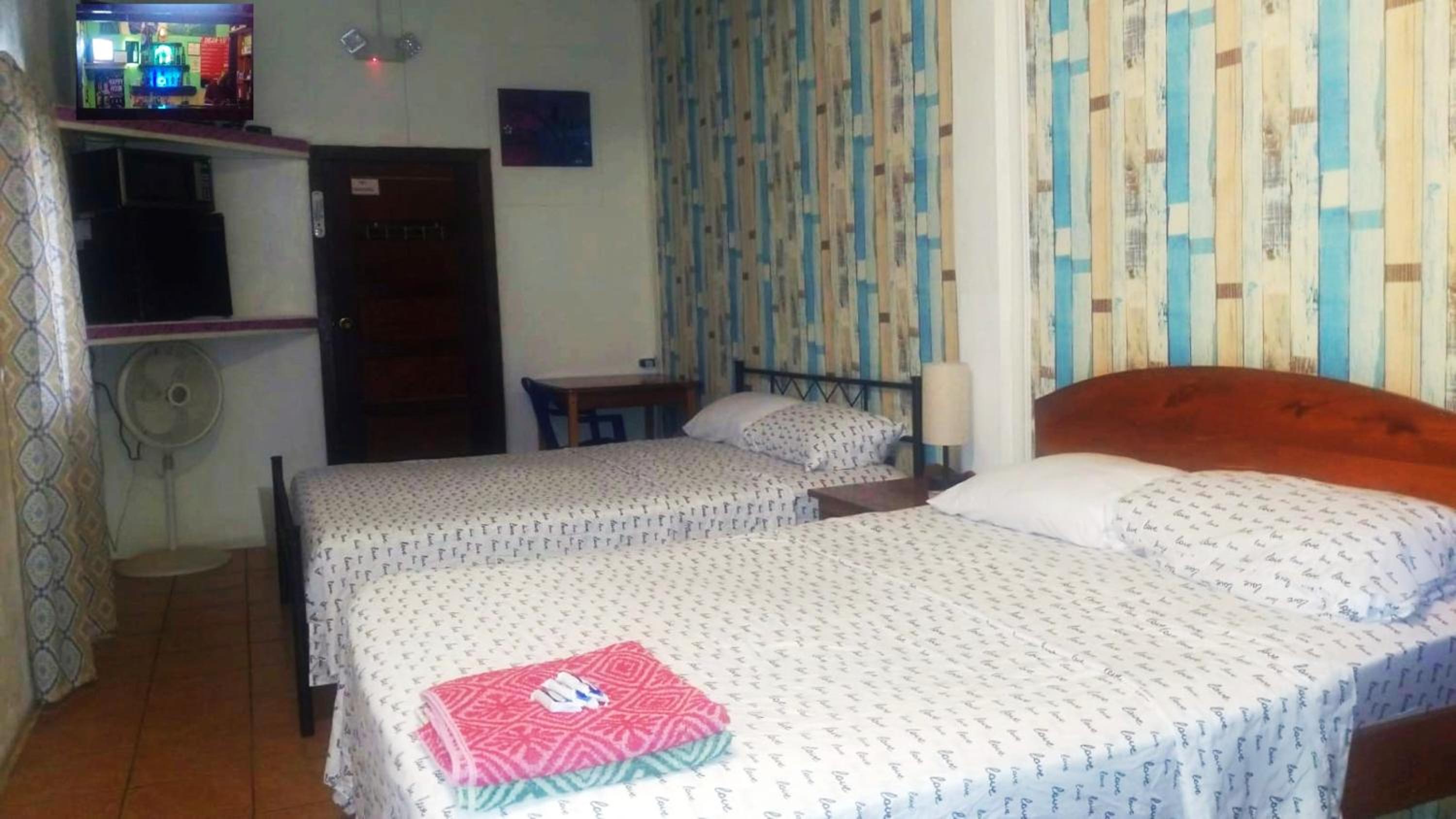 Belize Vacations - Maxroomz - Property Image 2