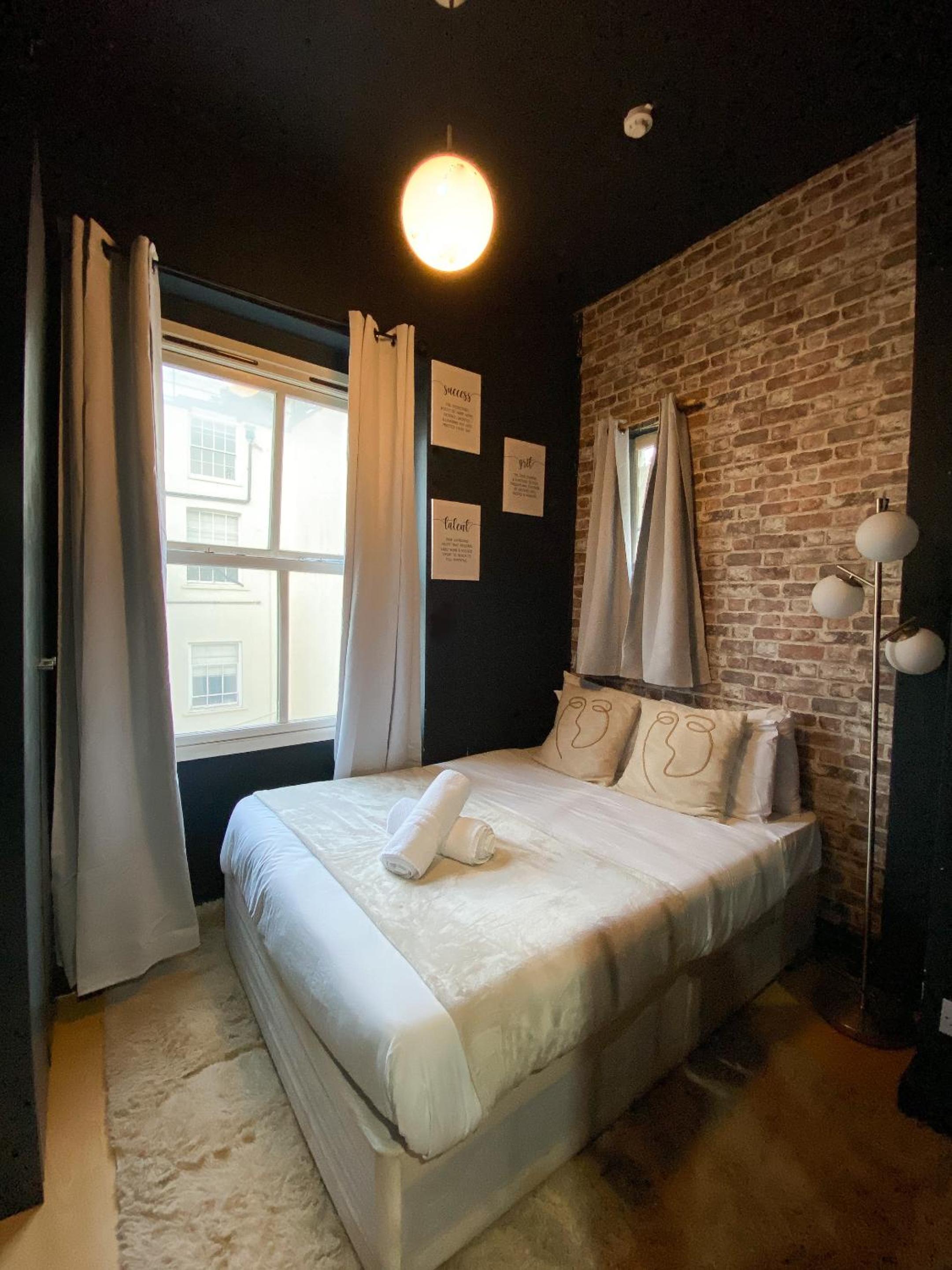 Modern Studios Close To Hyde Park
