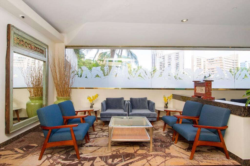 Luana hotel walk to the Beach -L512 view 4