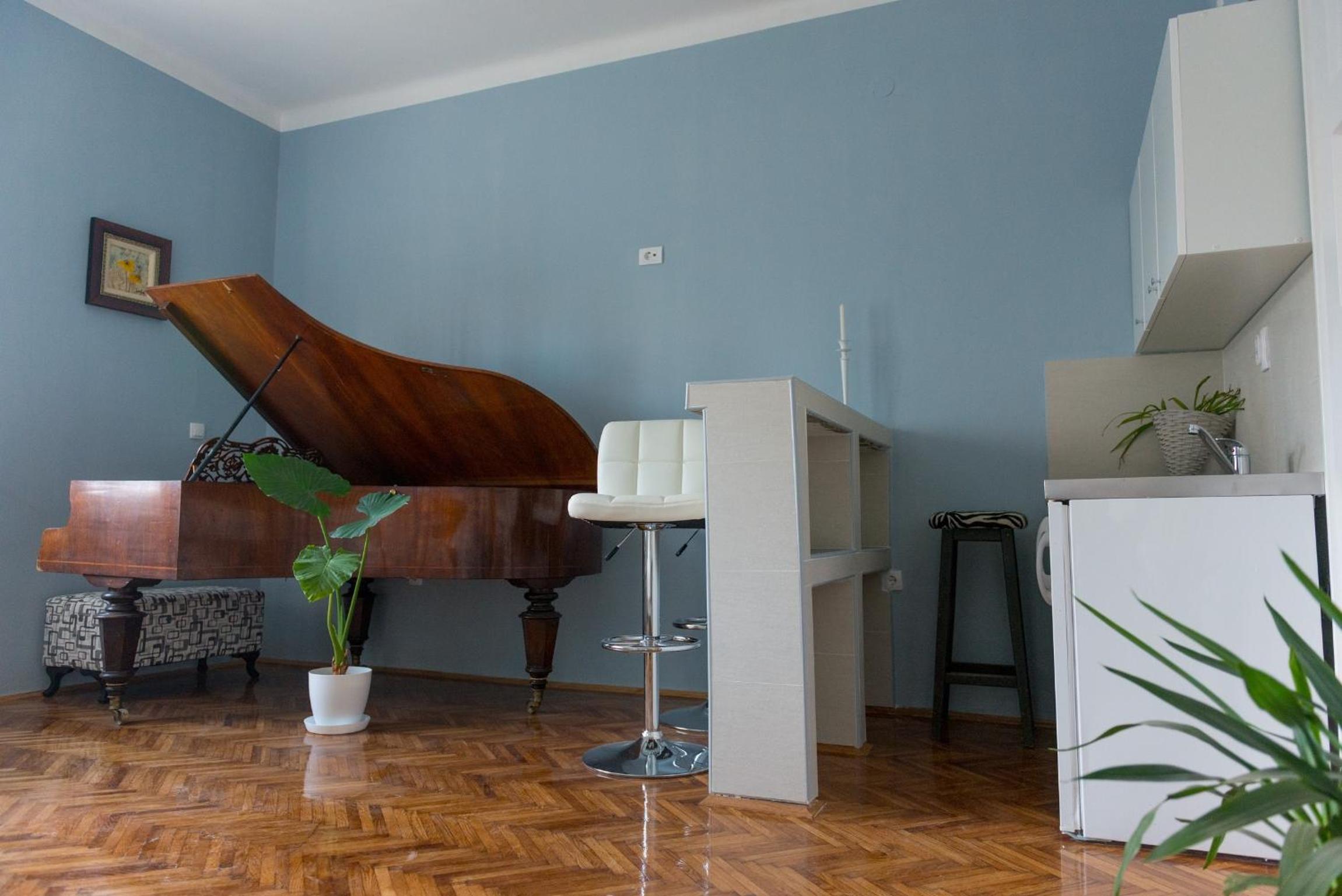 Apartments Girasole